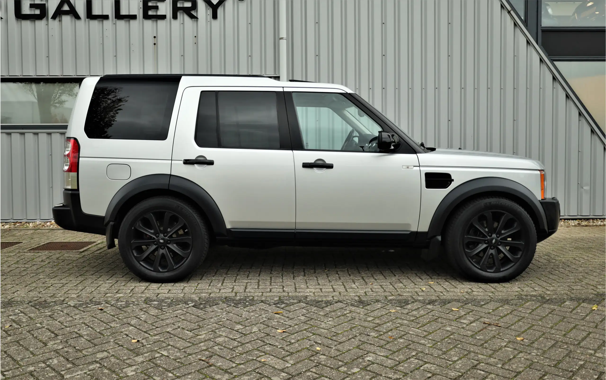 Land Rover - Discovery