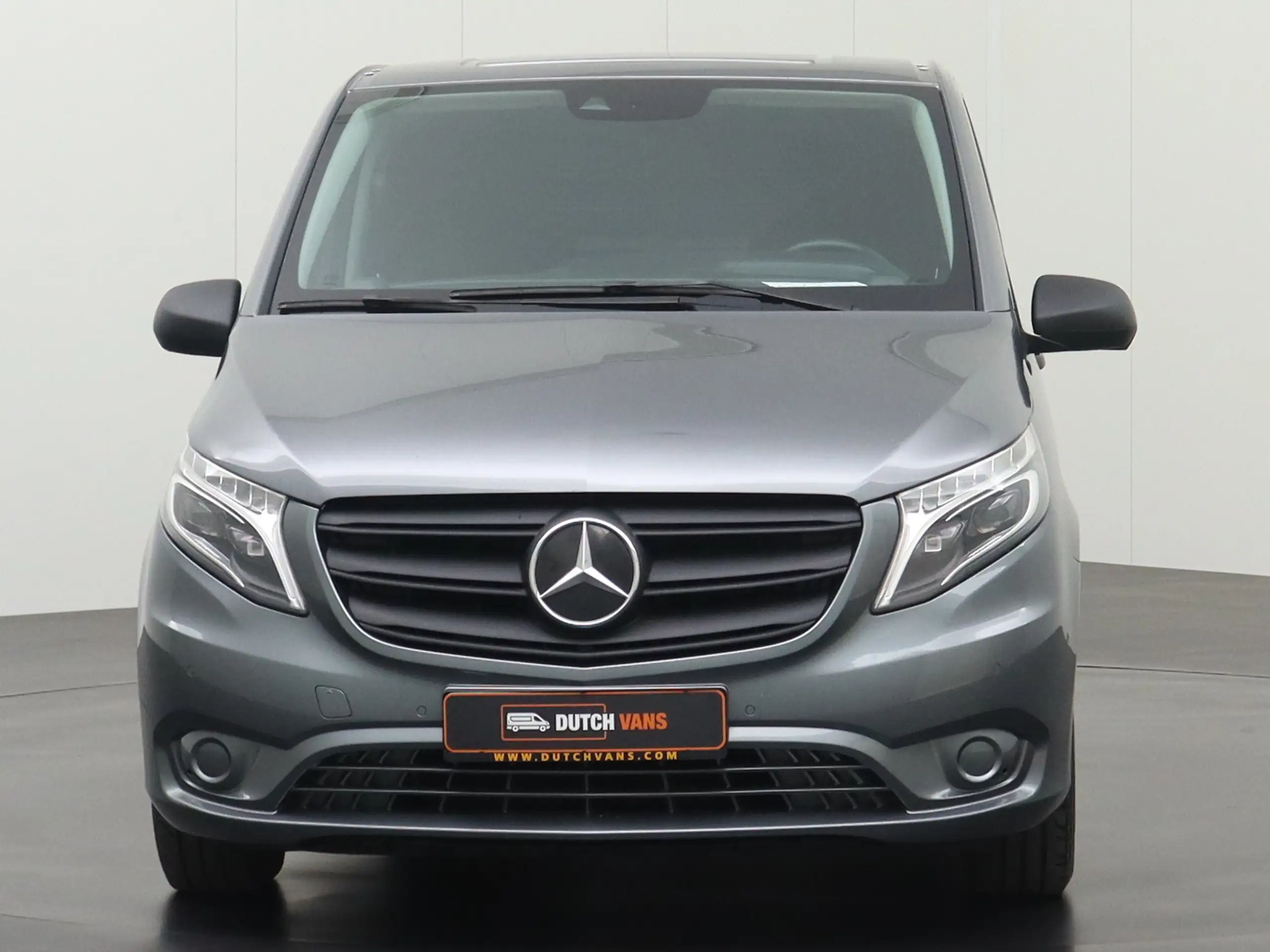 Mercedes-Benz - Vito