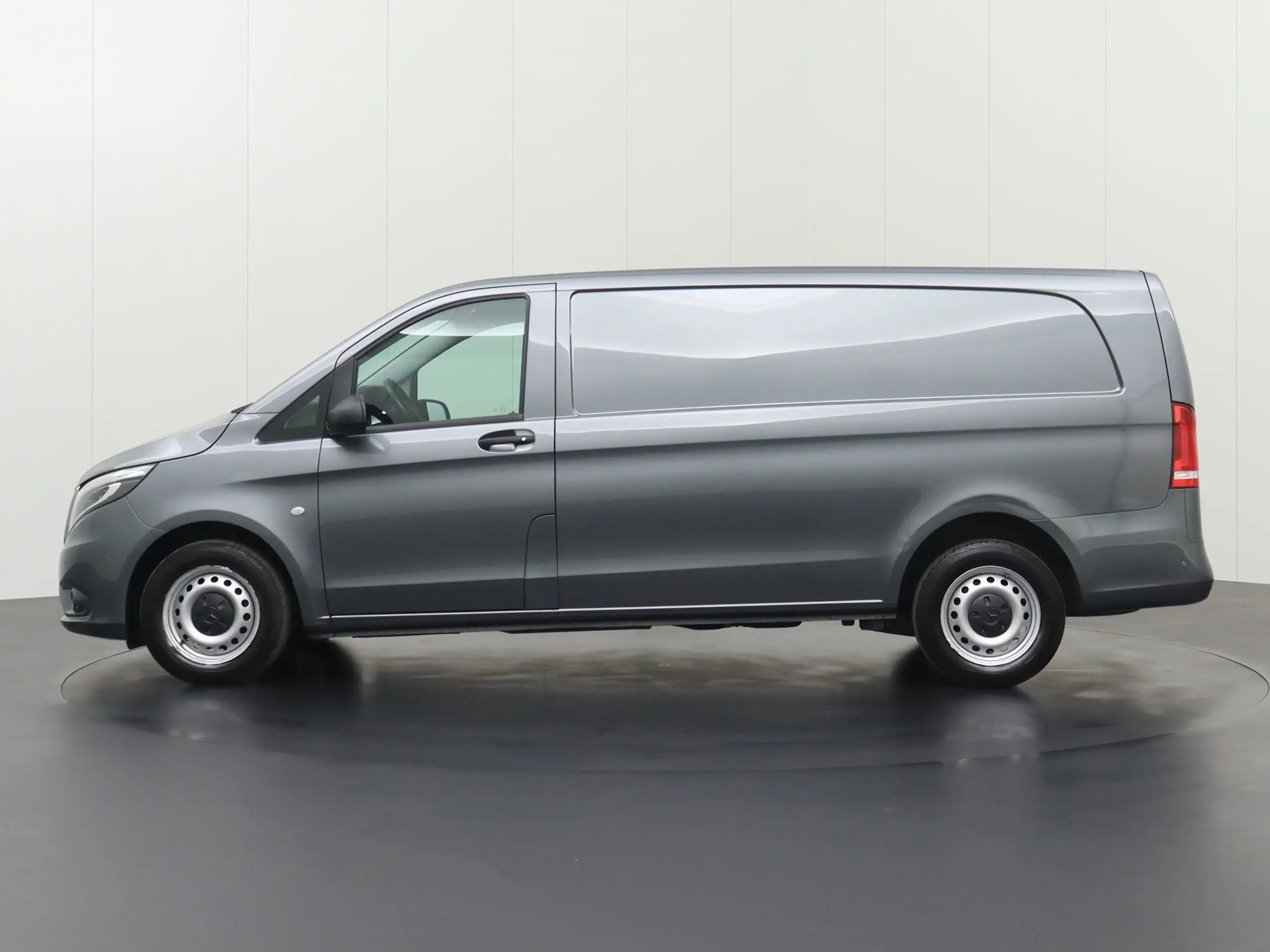 Mercedes-Benz - Vito