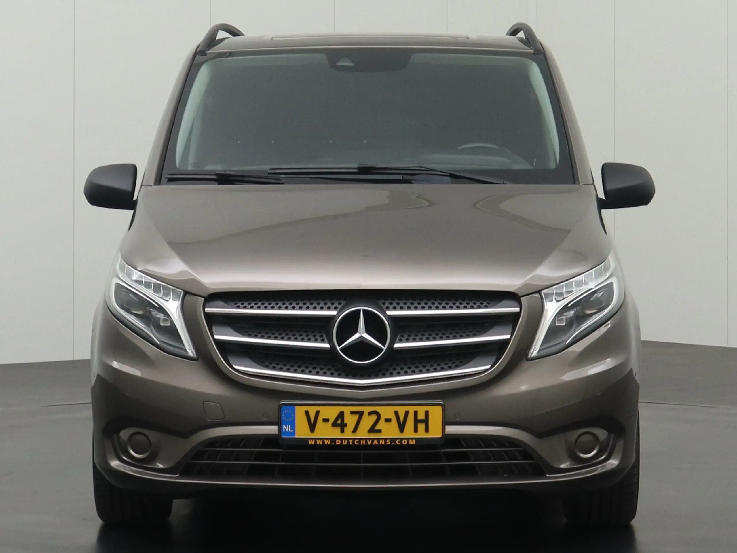 Mercedes-Benz - Vito