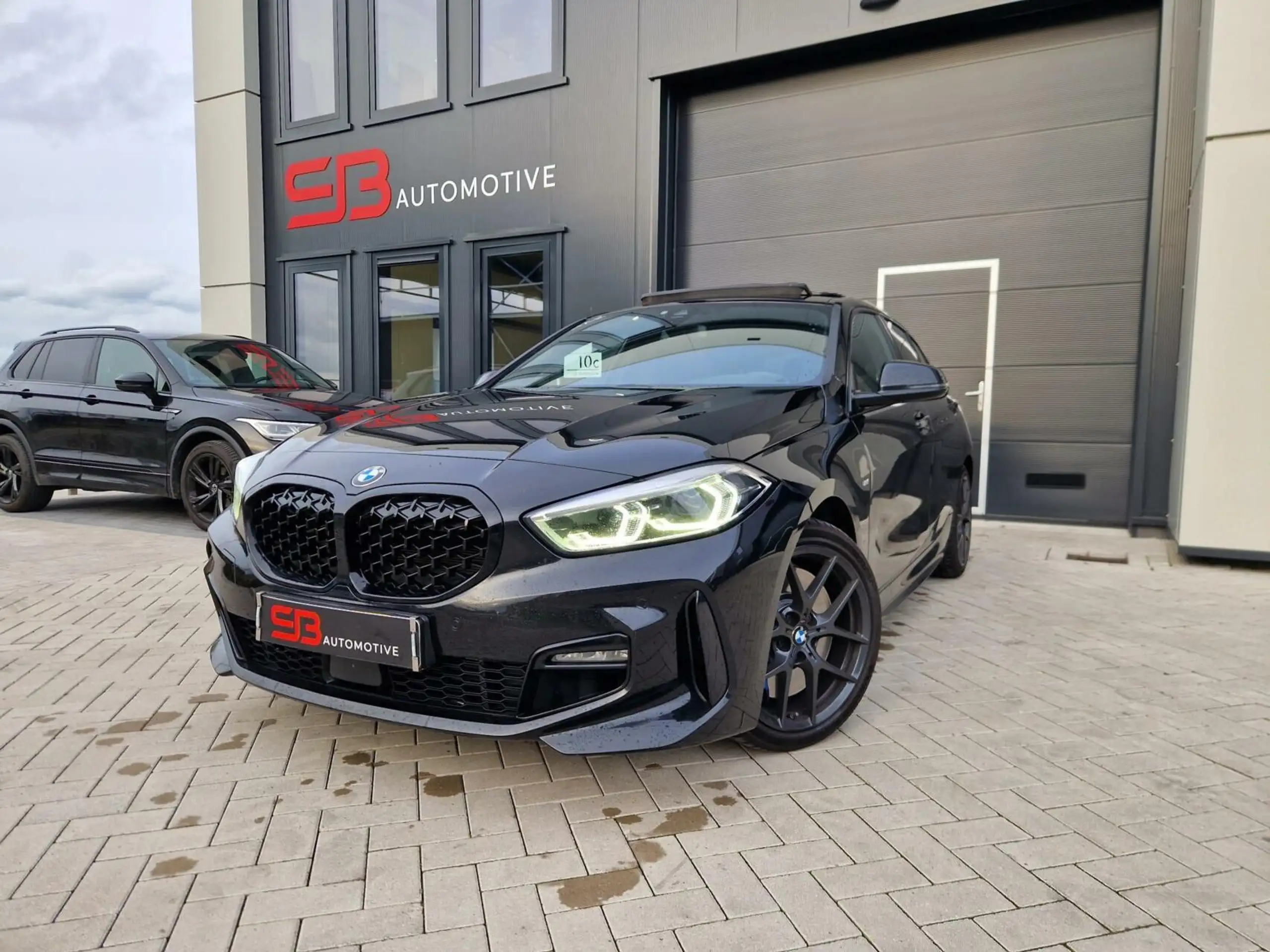 BMW 118 2019