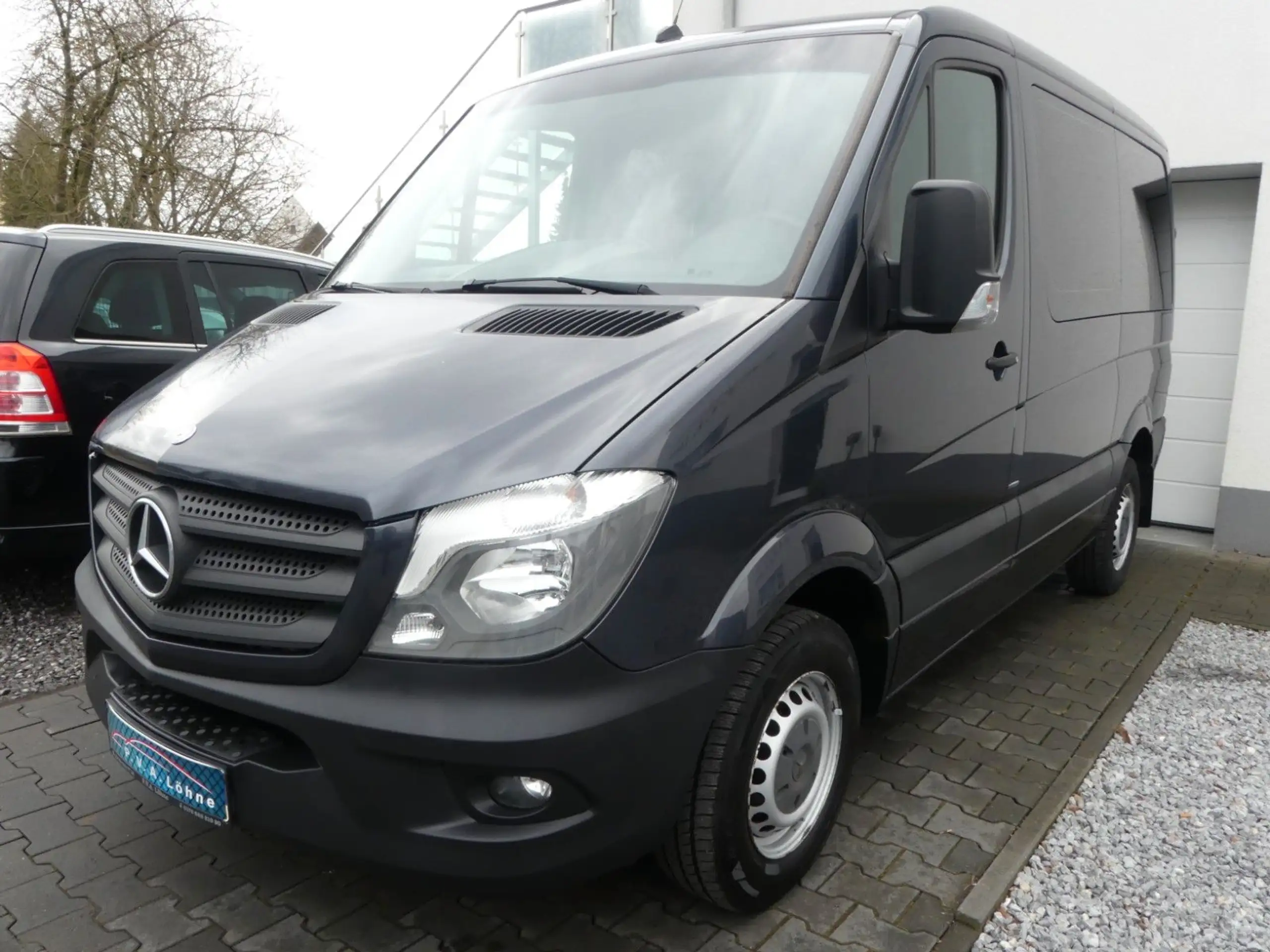 Mercedes-Benz - Sprinter