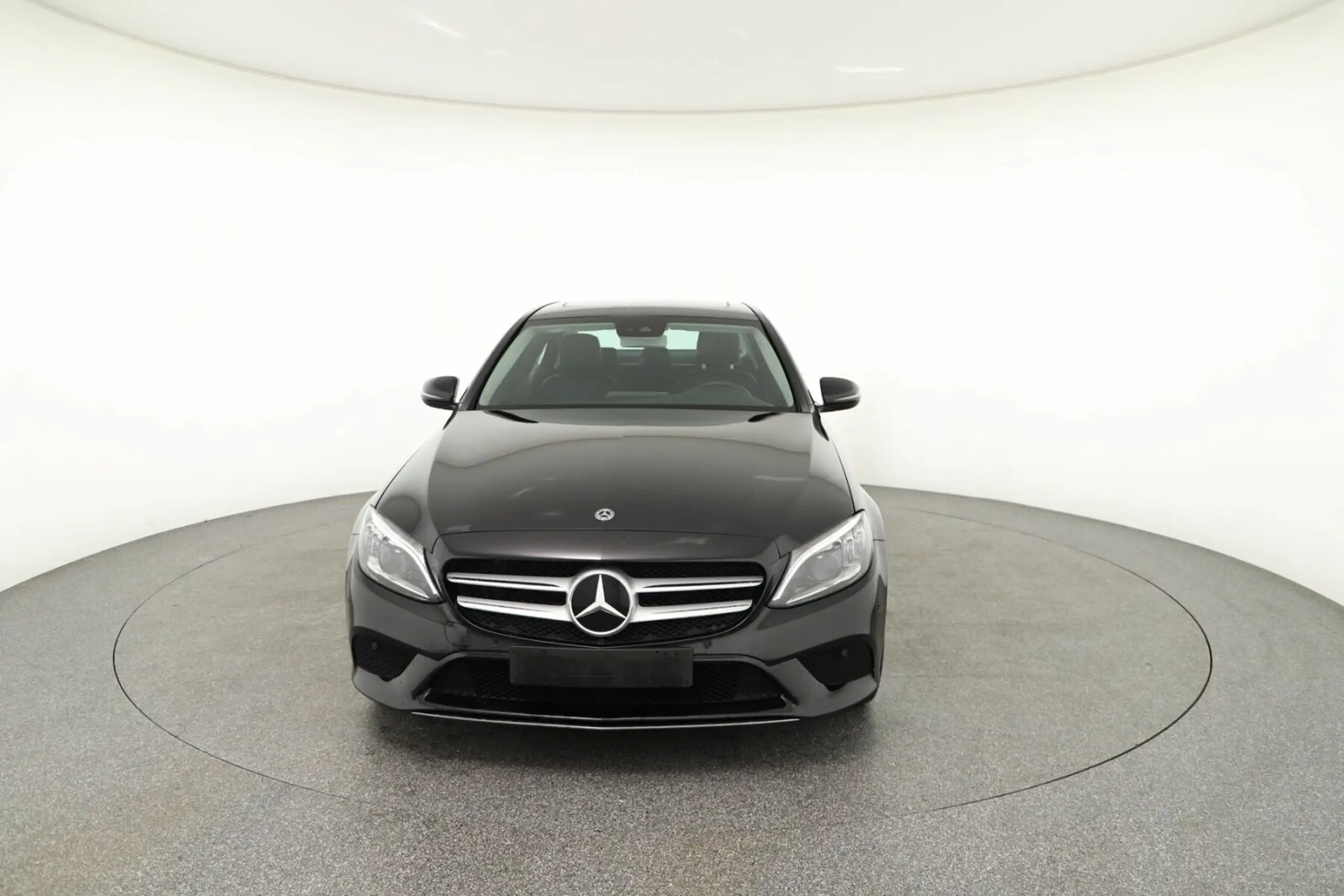 Mercedes-Benz - C 220