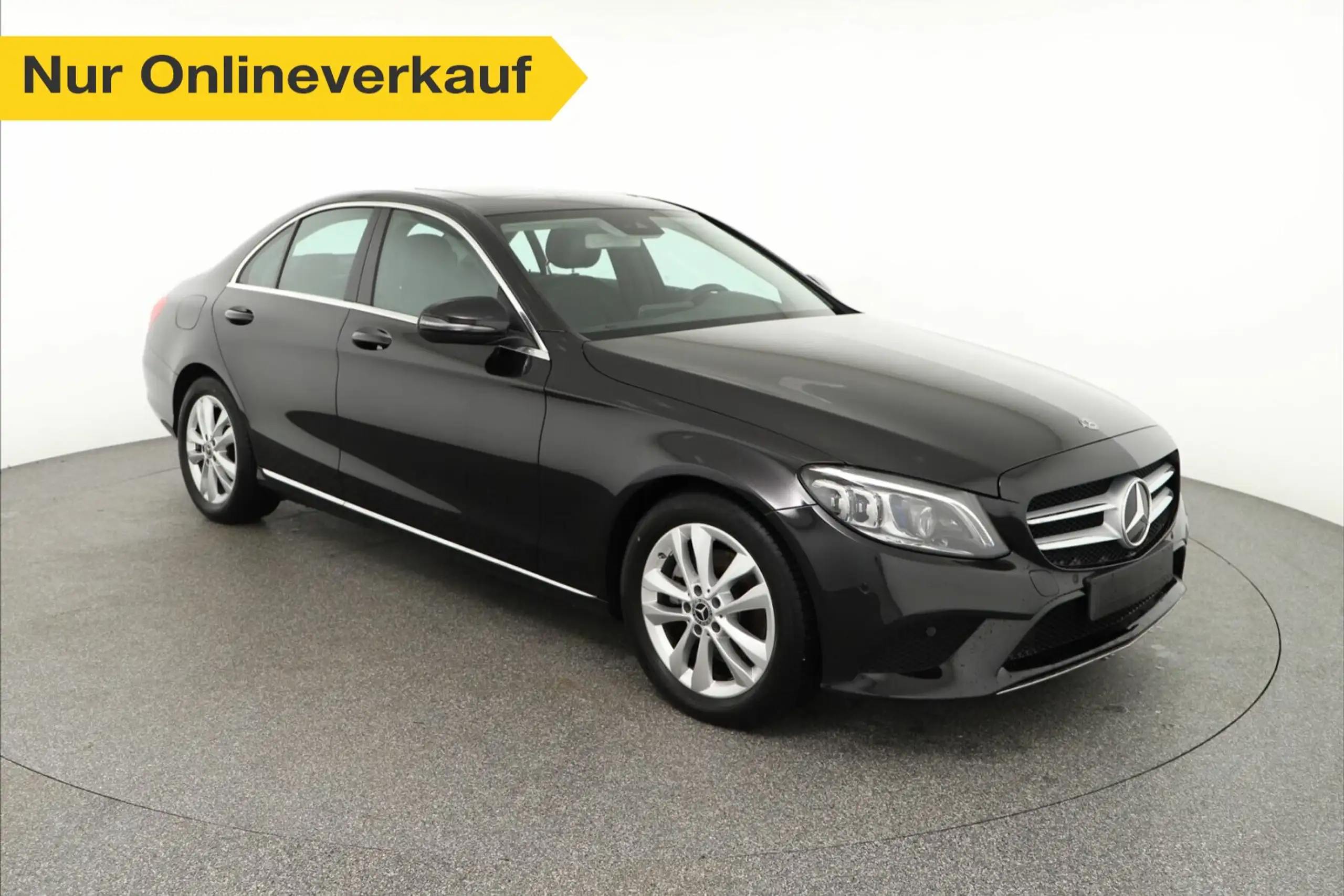 Mercedes-Benz - C 220