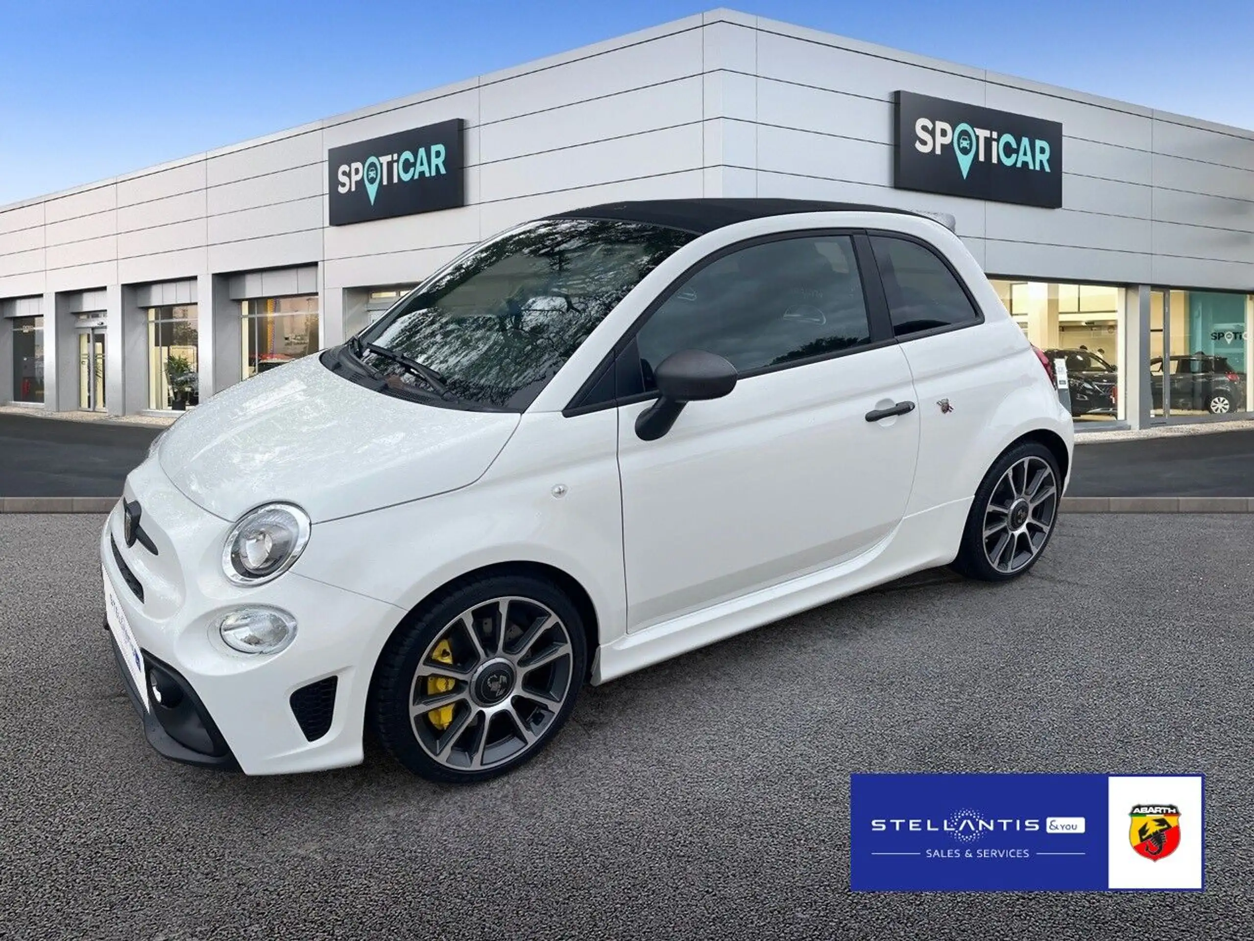 Abarth 695C 2024