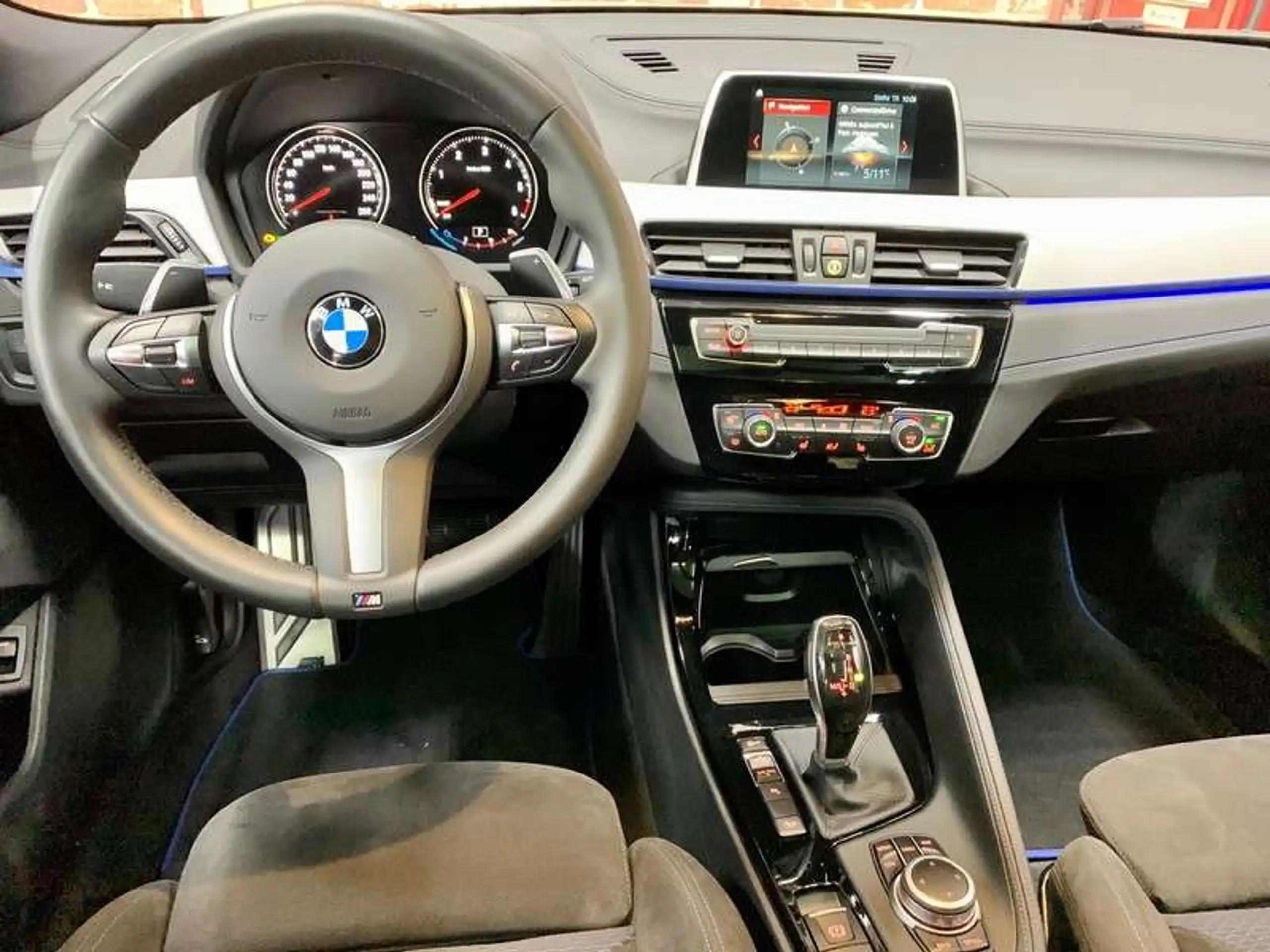 BMW - X2