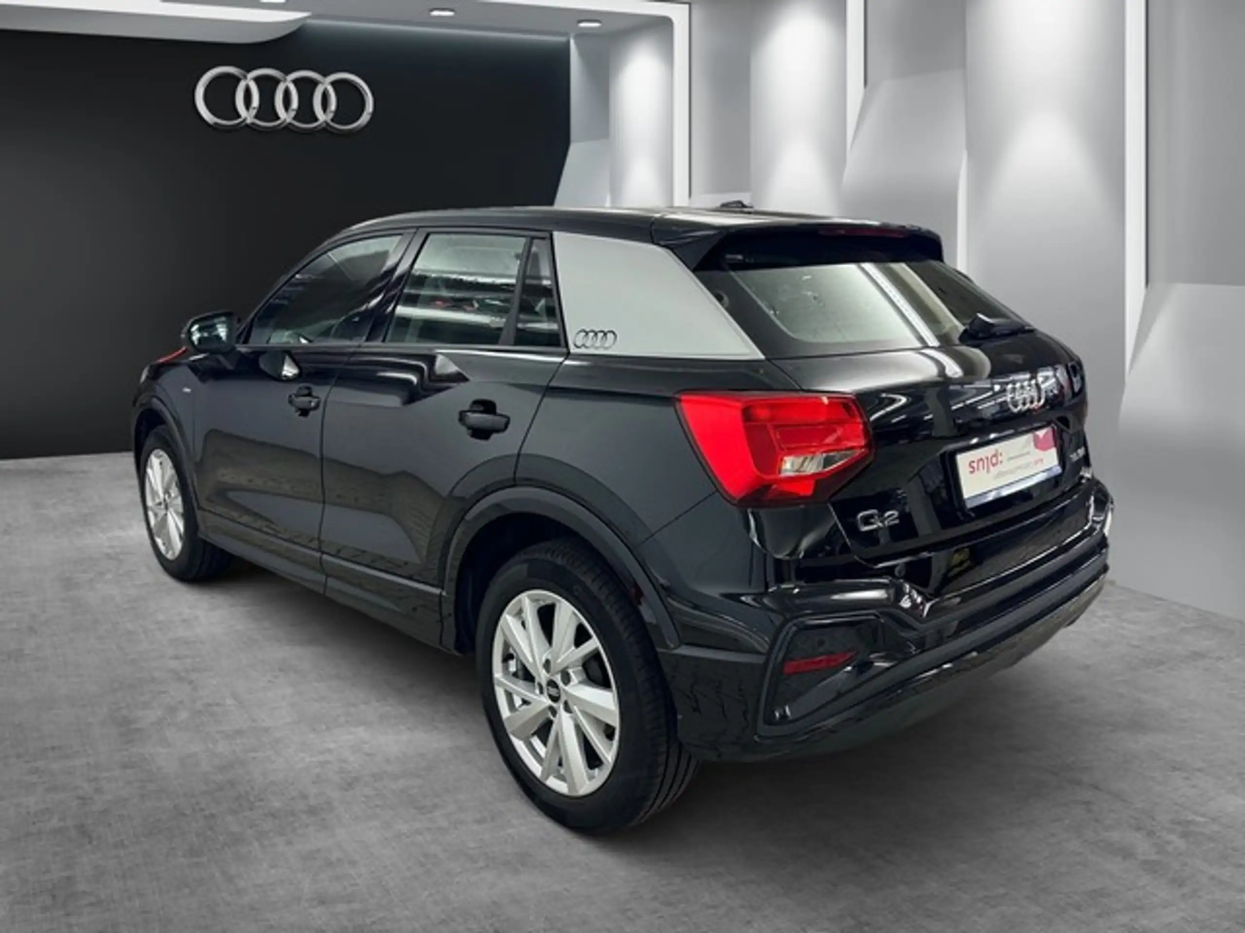 Audi - Q2