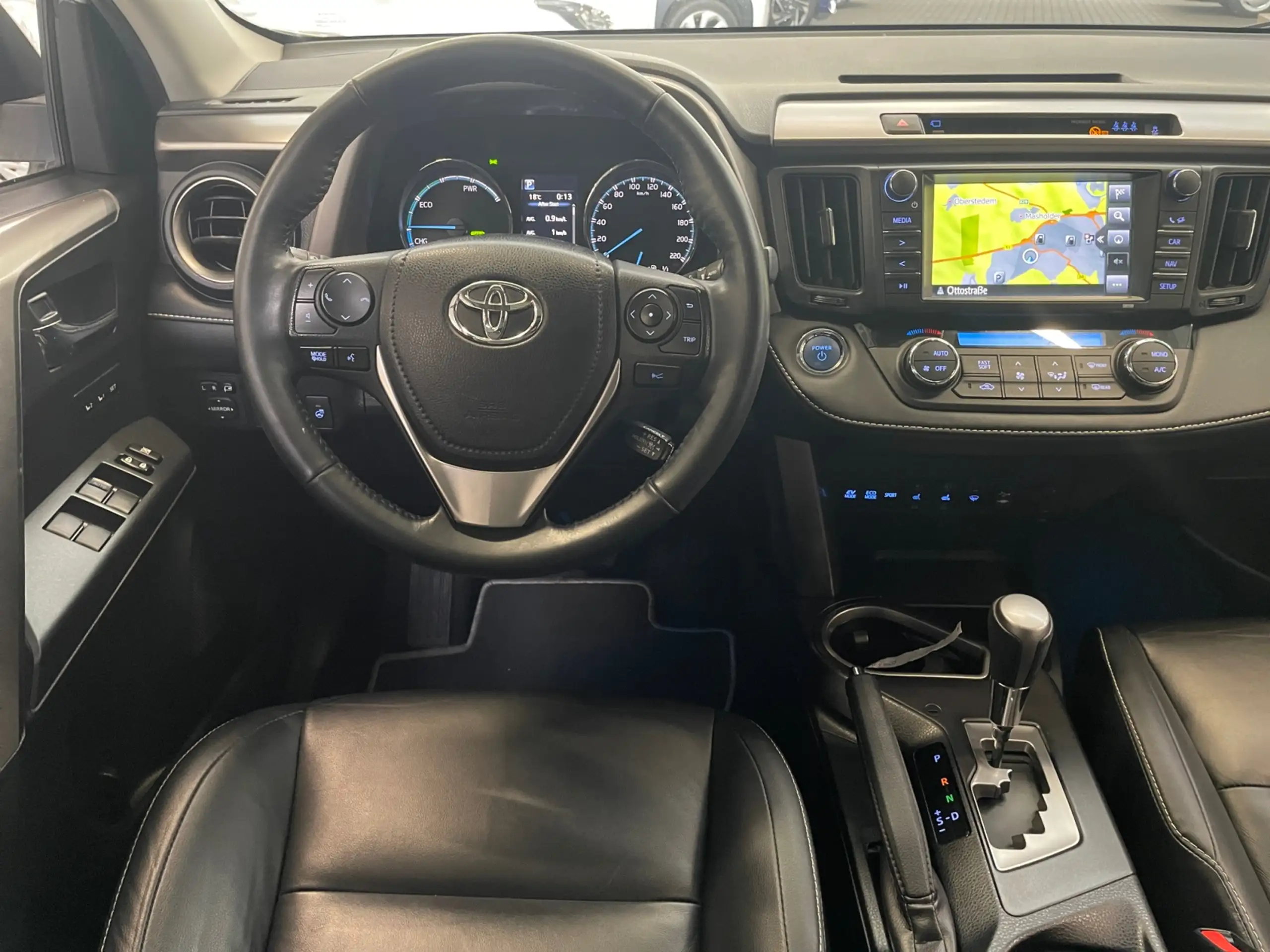 Toyota - RAV 4