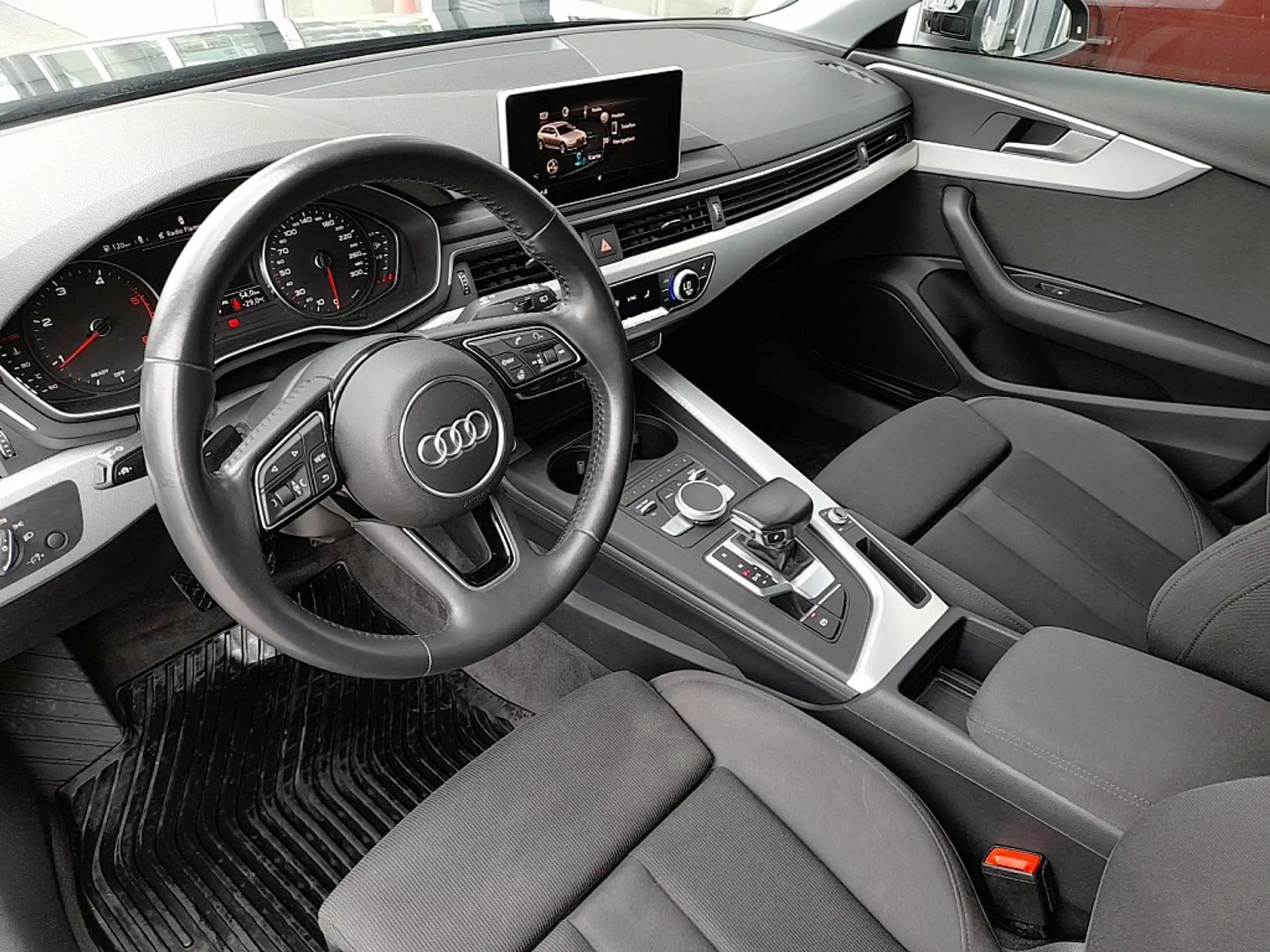 Audi - A4