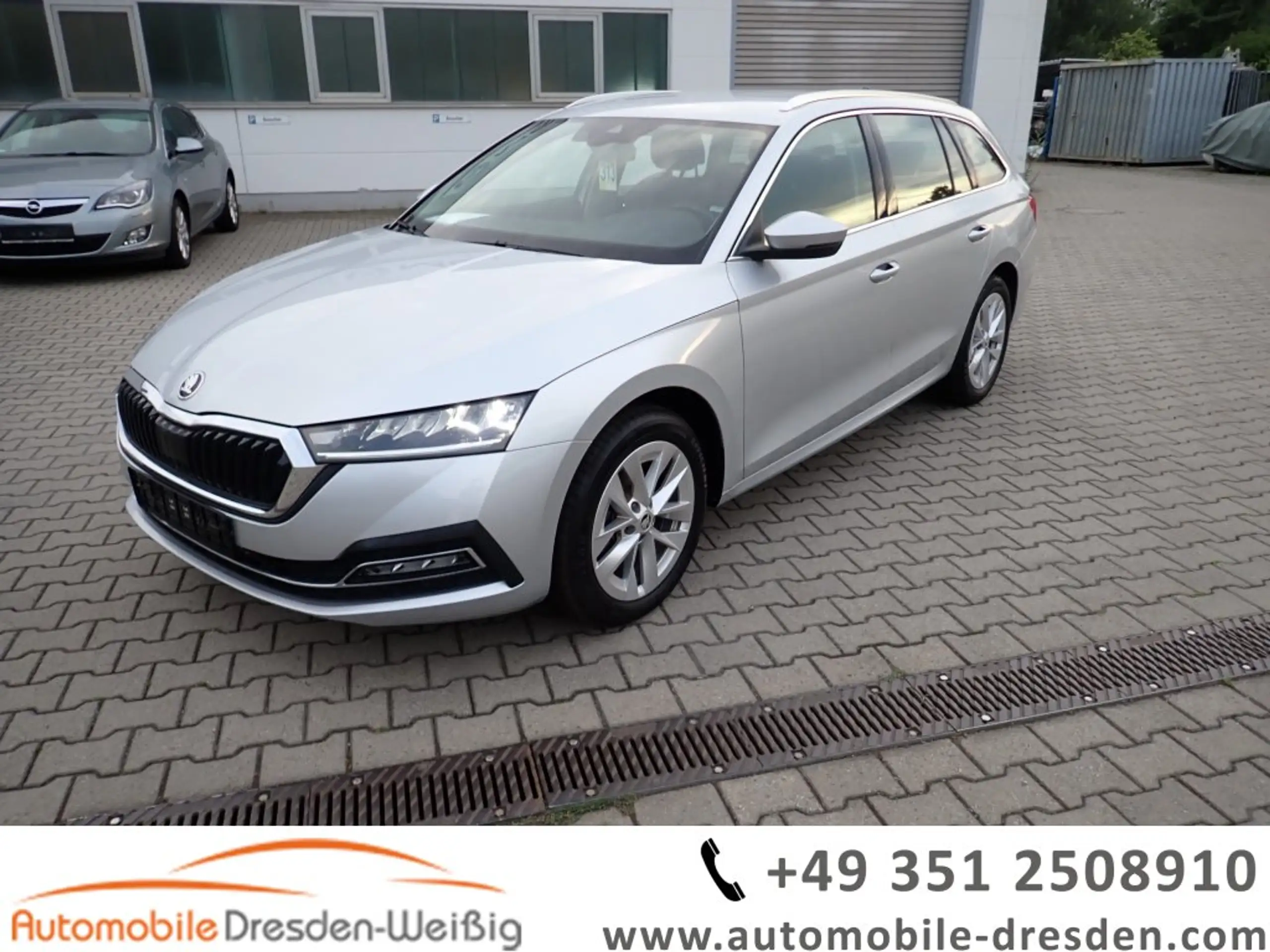 Skoda - Octavia