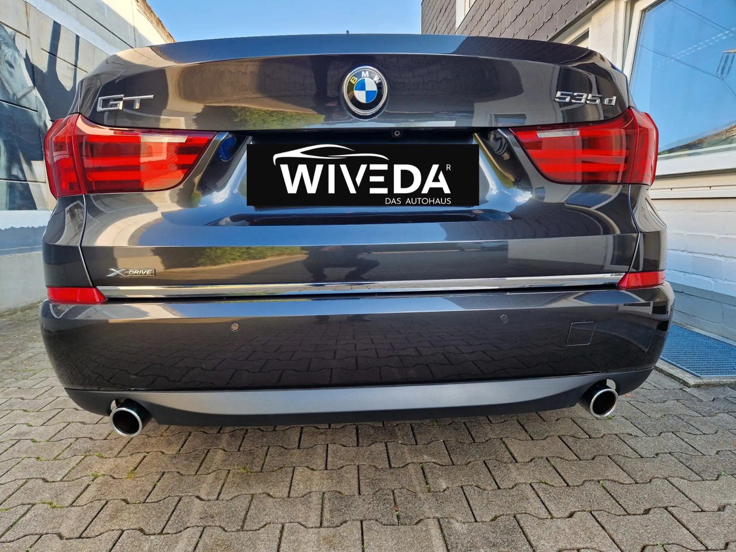 BMW - 535