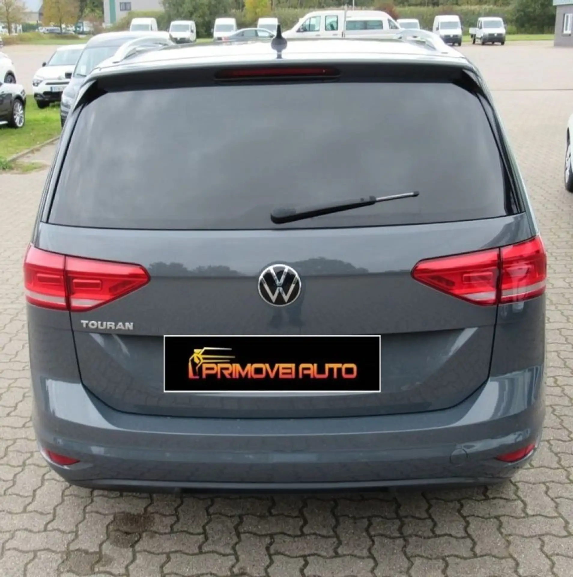 Volkswagen - Touran