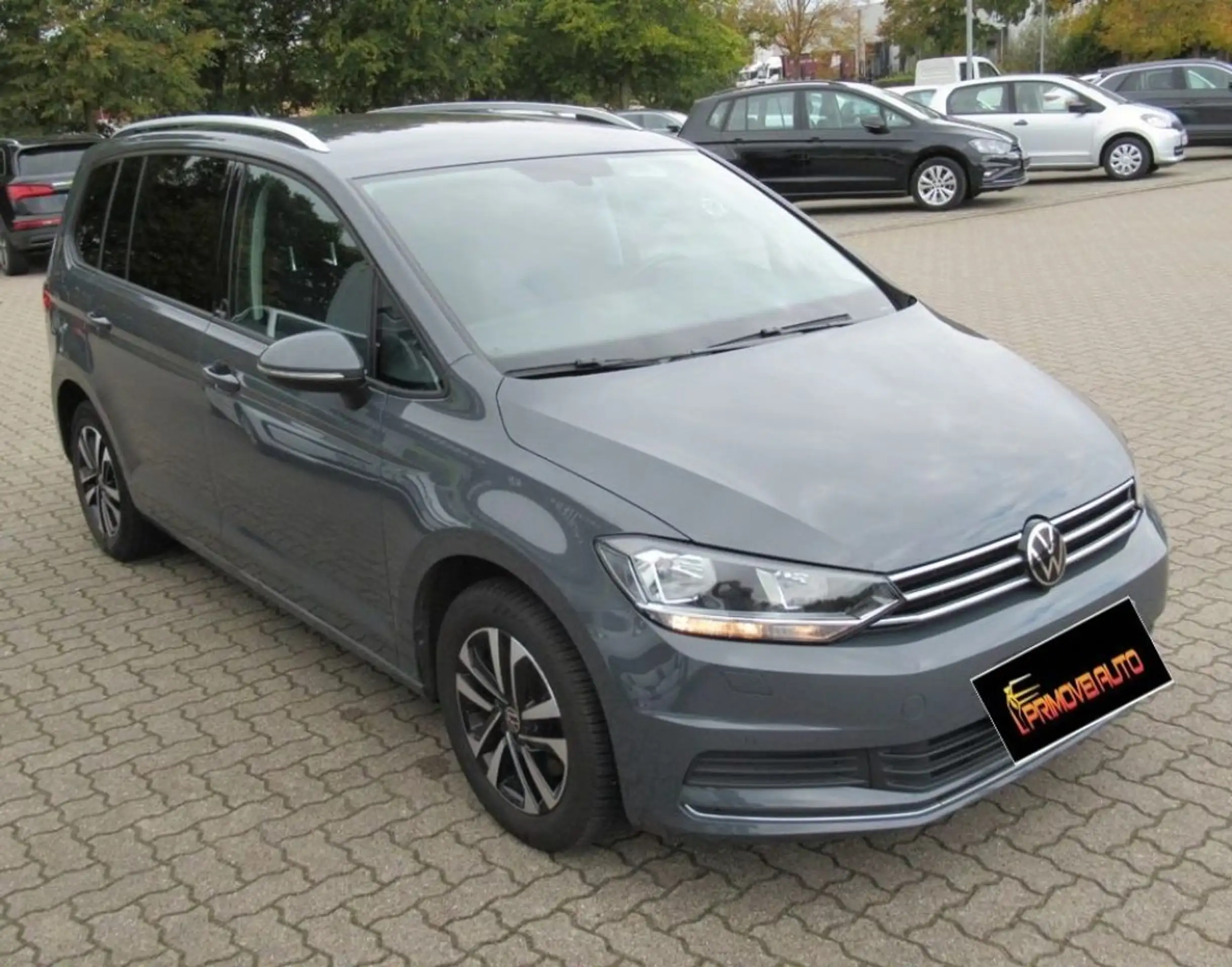 Volkswagen - Touran