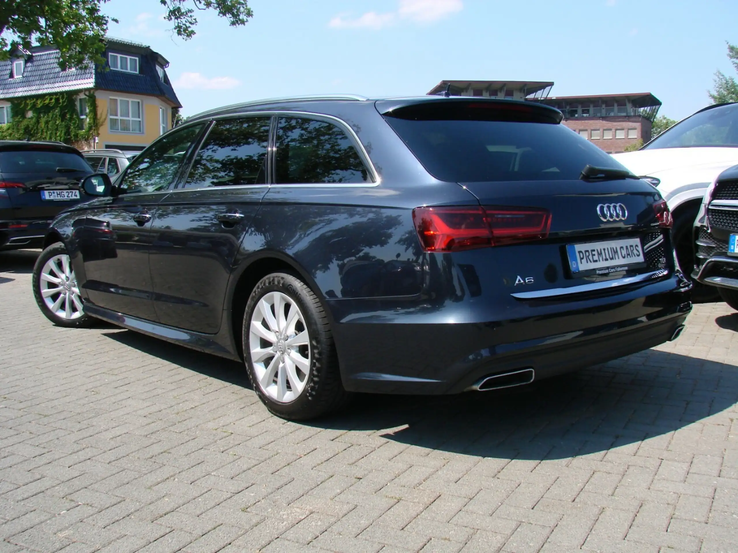 Audi - A6