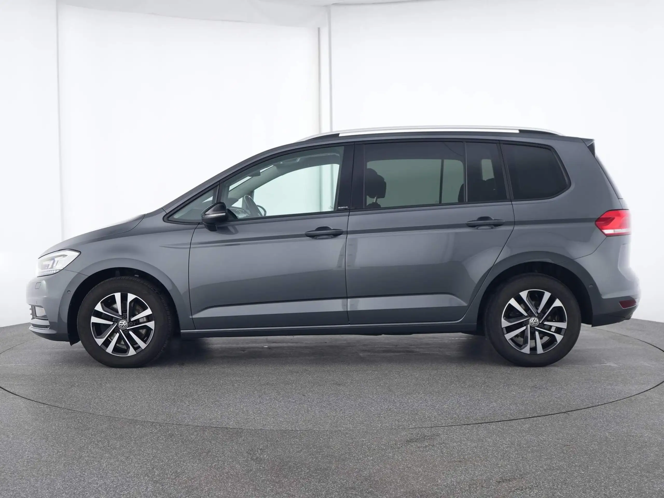 Volkswagen - Touran