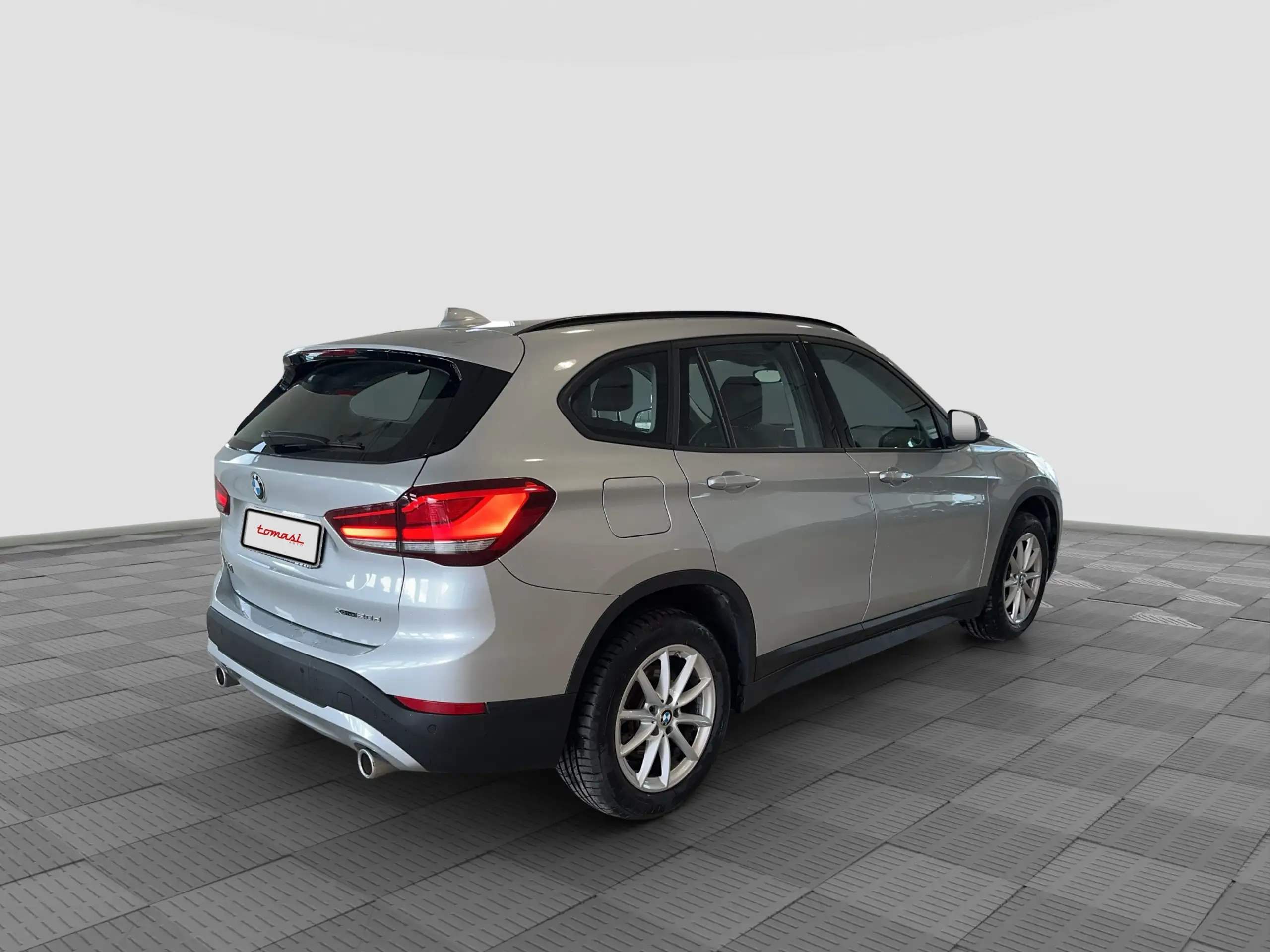 BMW - X1