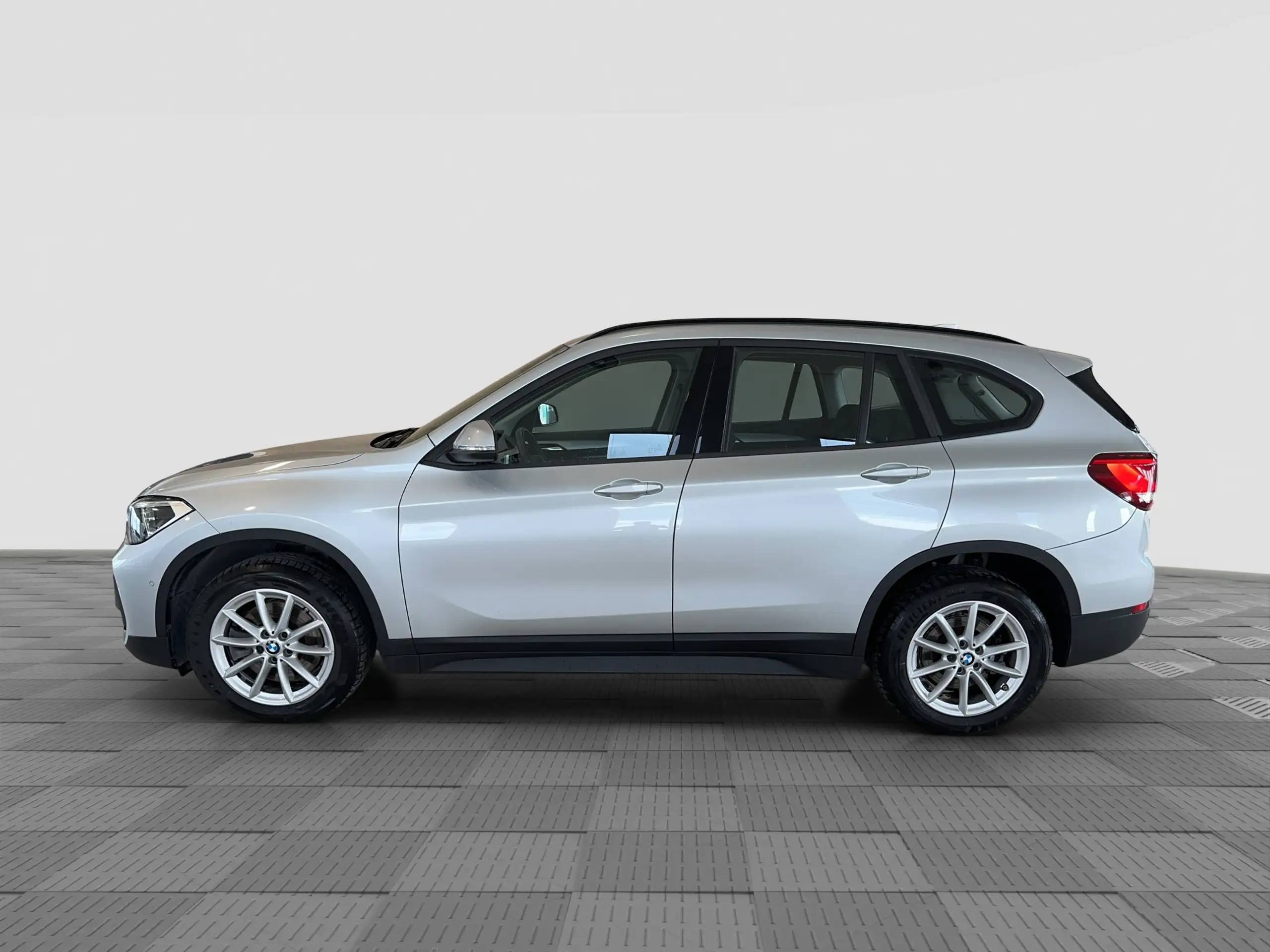 BMW - X1