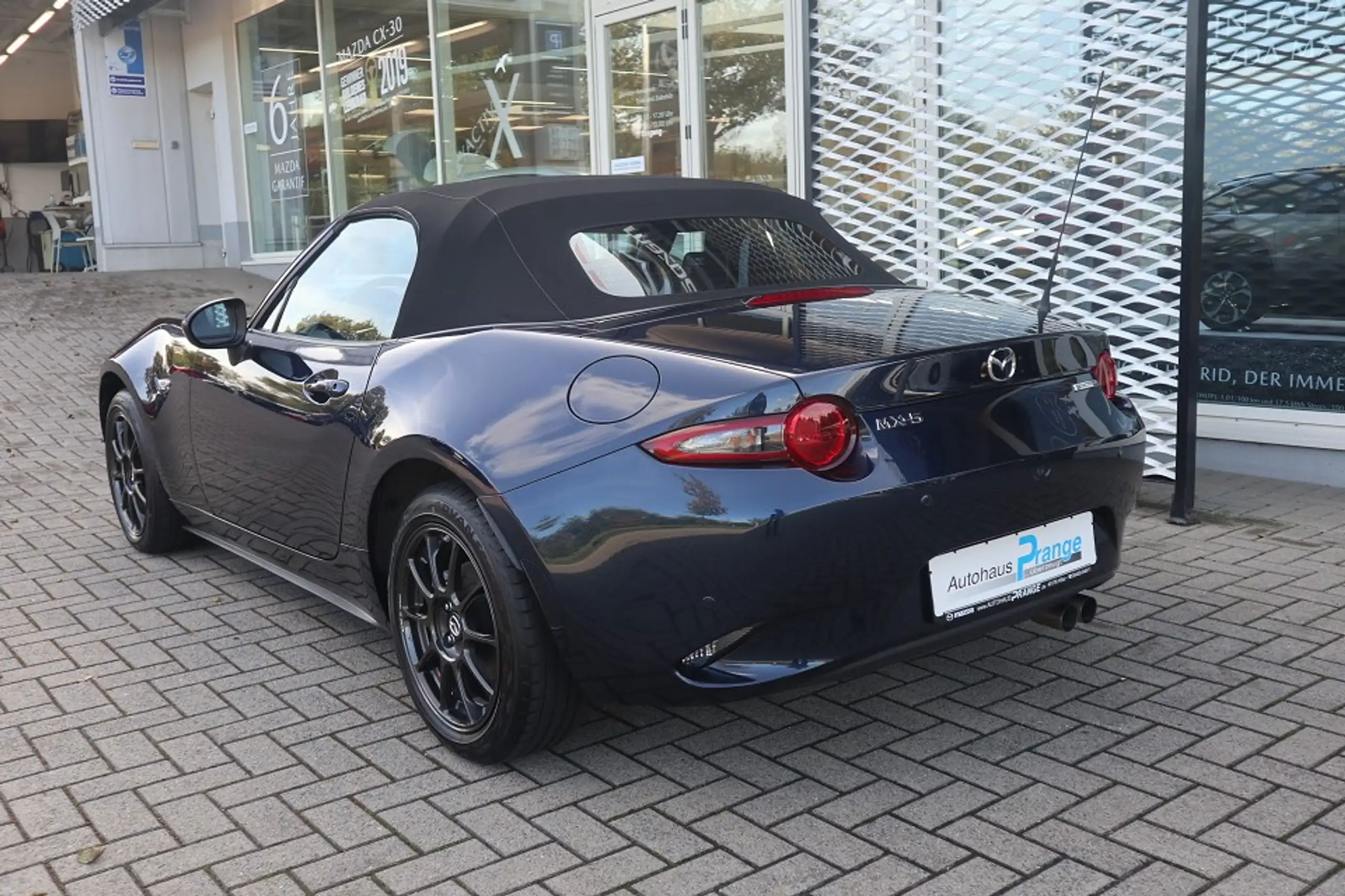 Mazda - MX-5