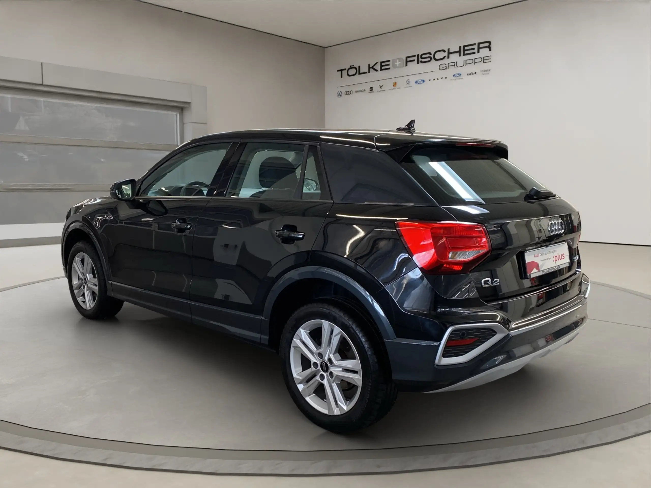 Audi - Q2