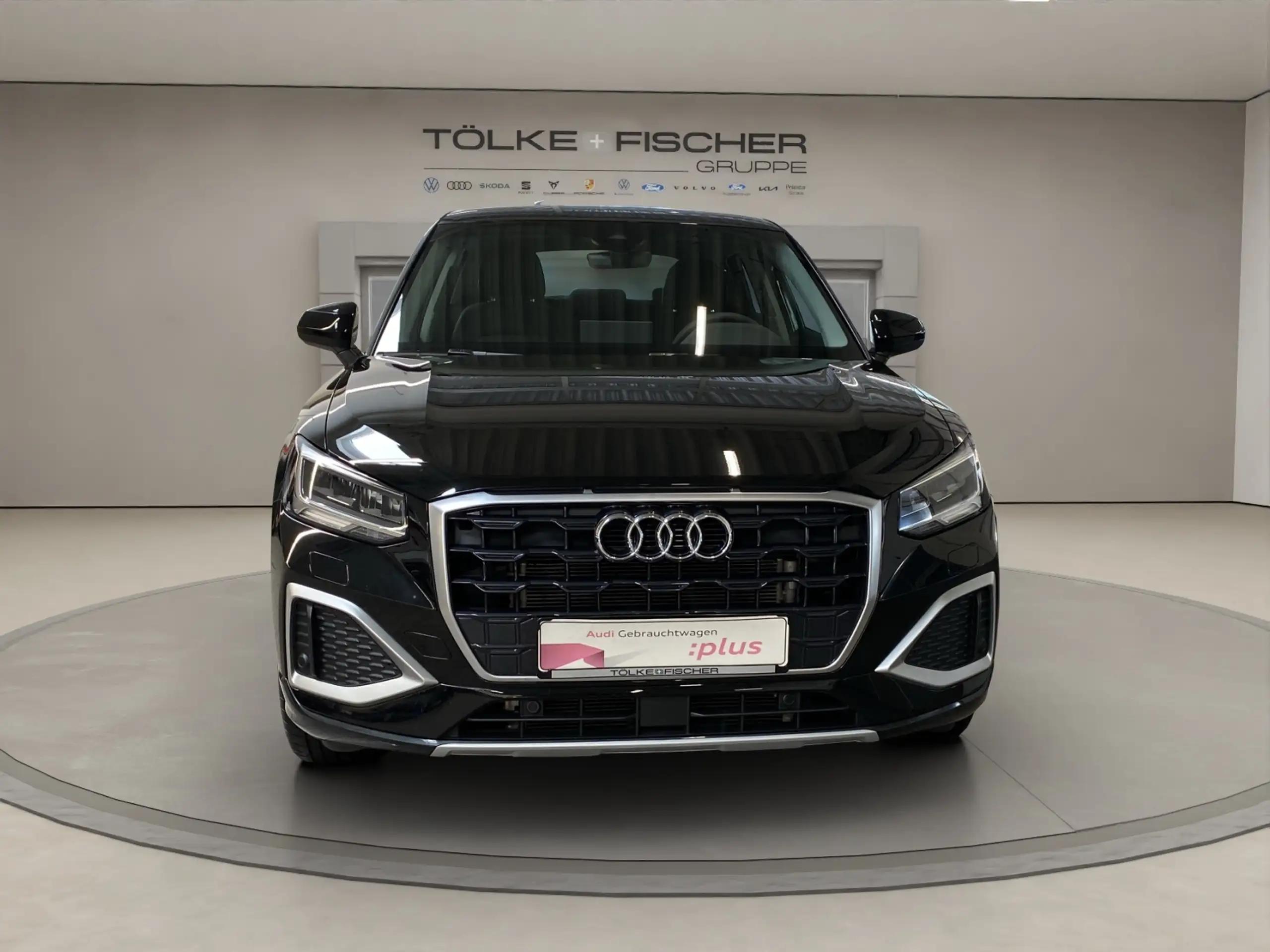 Audi - Q2