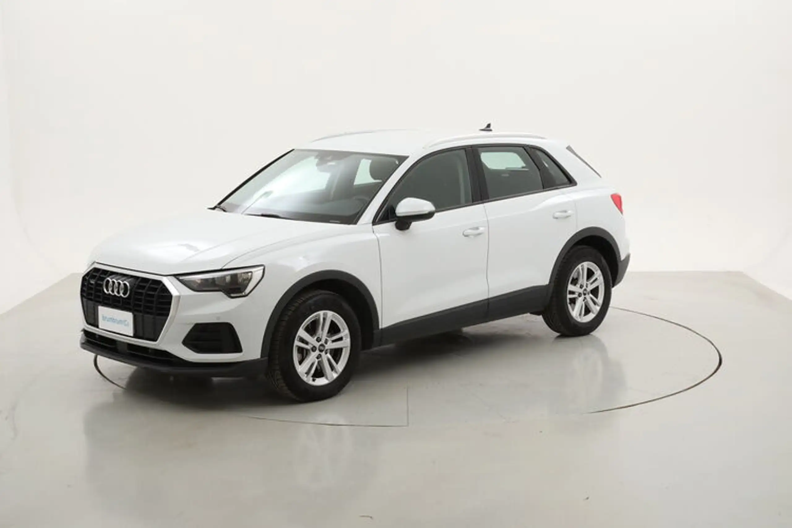 Audi - Q3