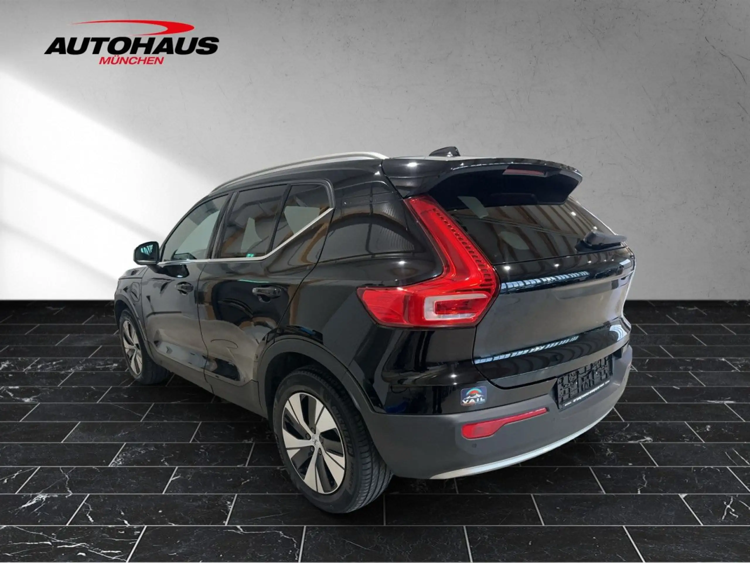 Volvo - XC40