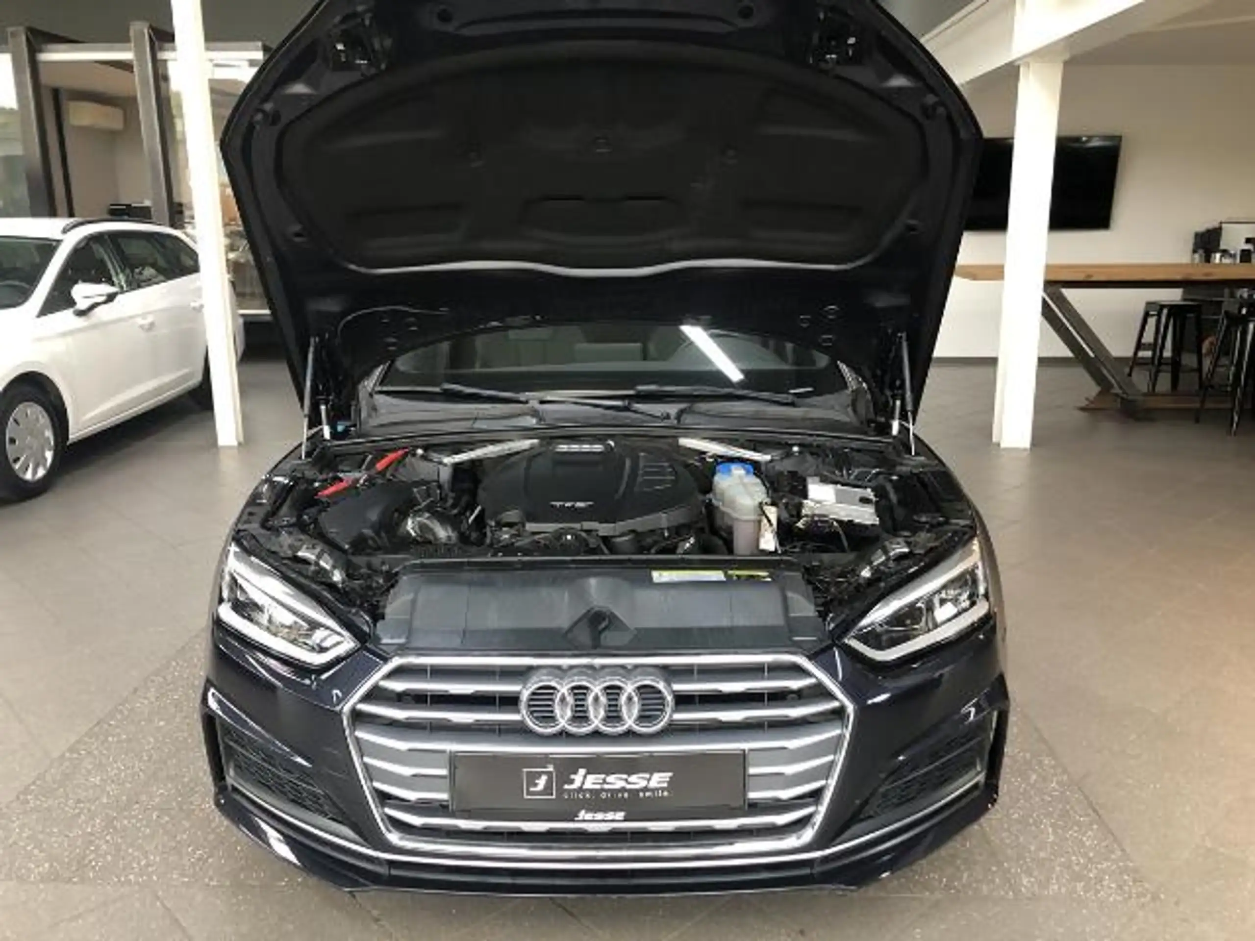 Audi - A5