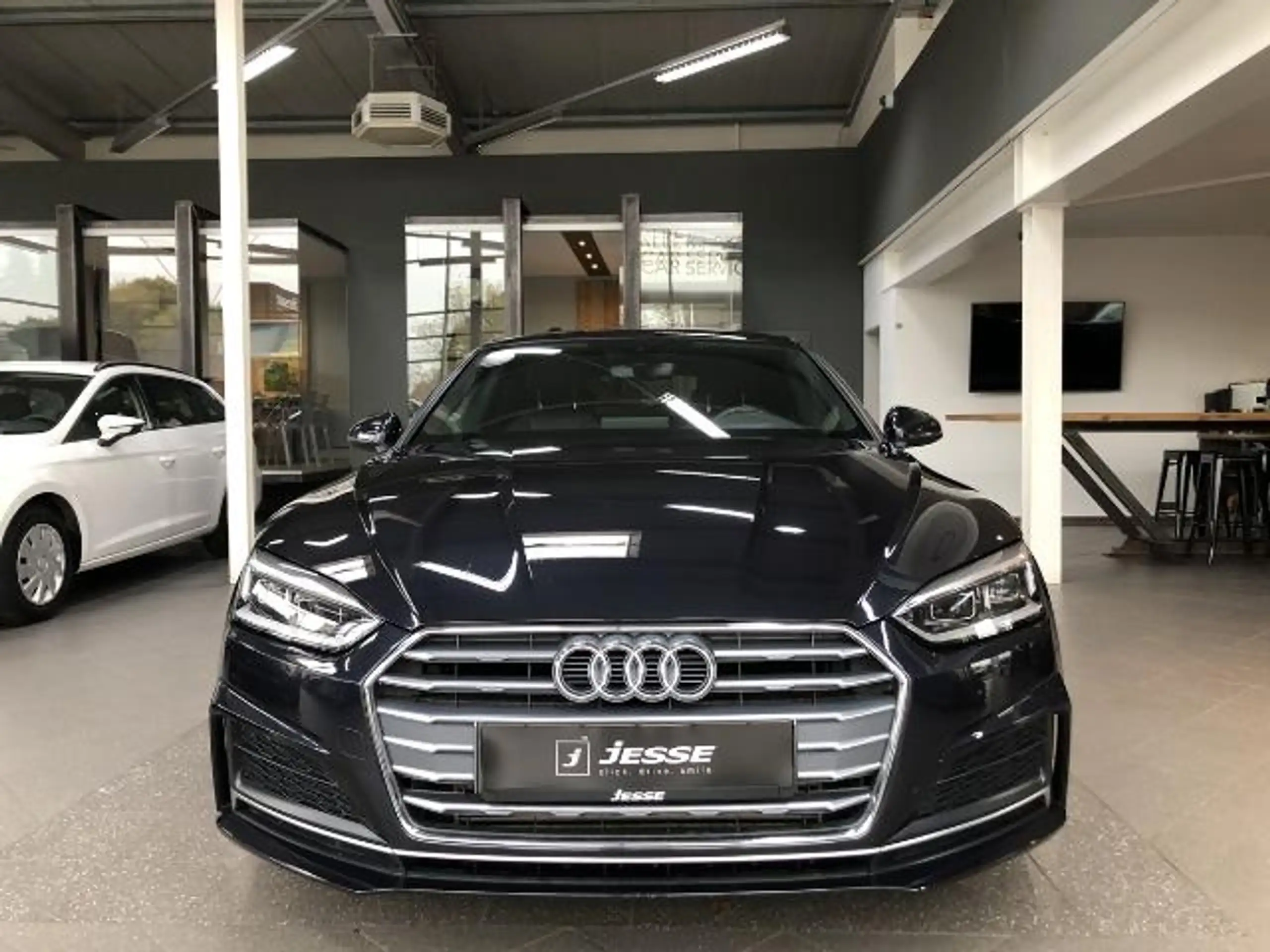 Audi - A5