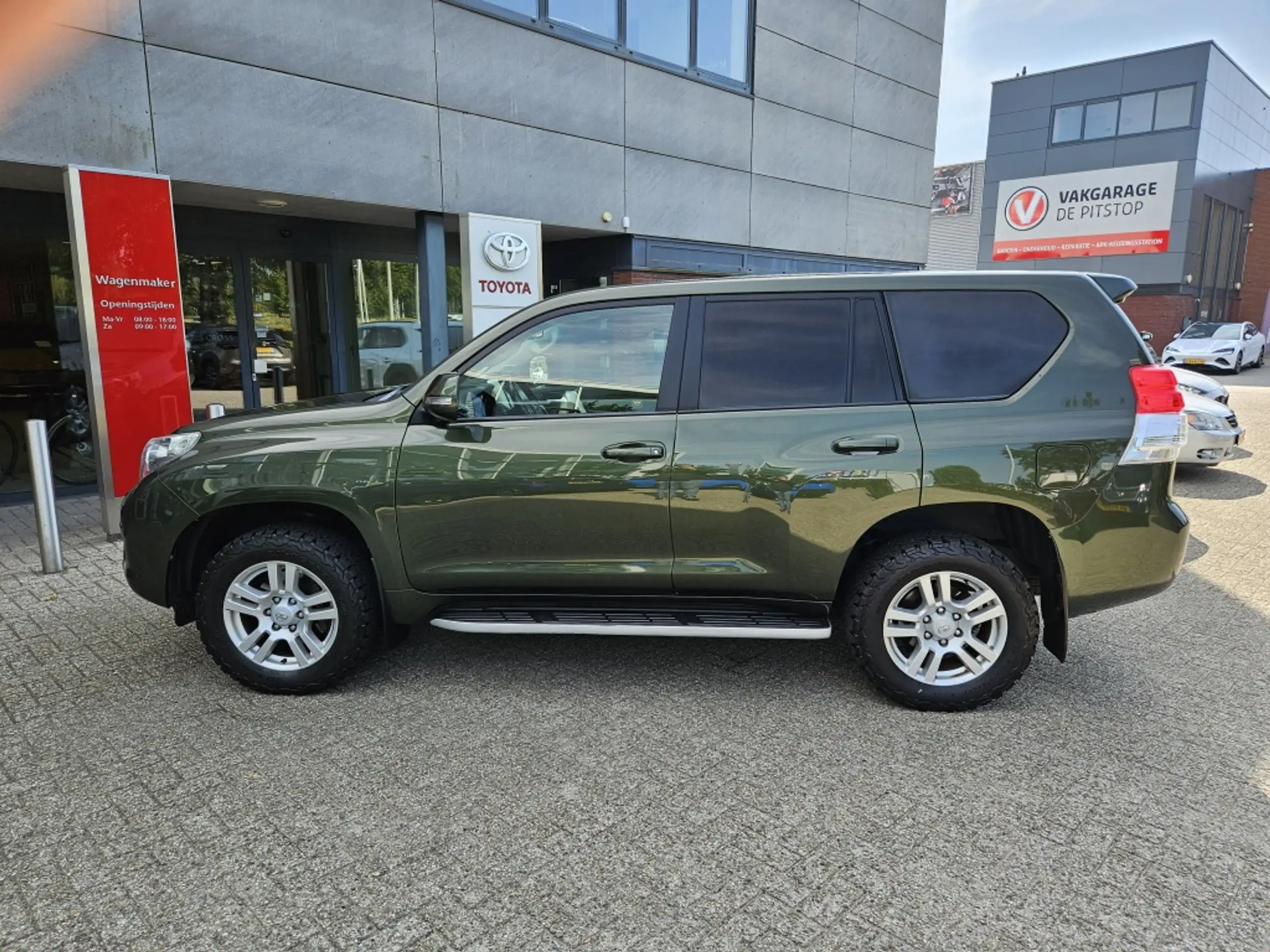 Toyota - Land Cruiser