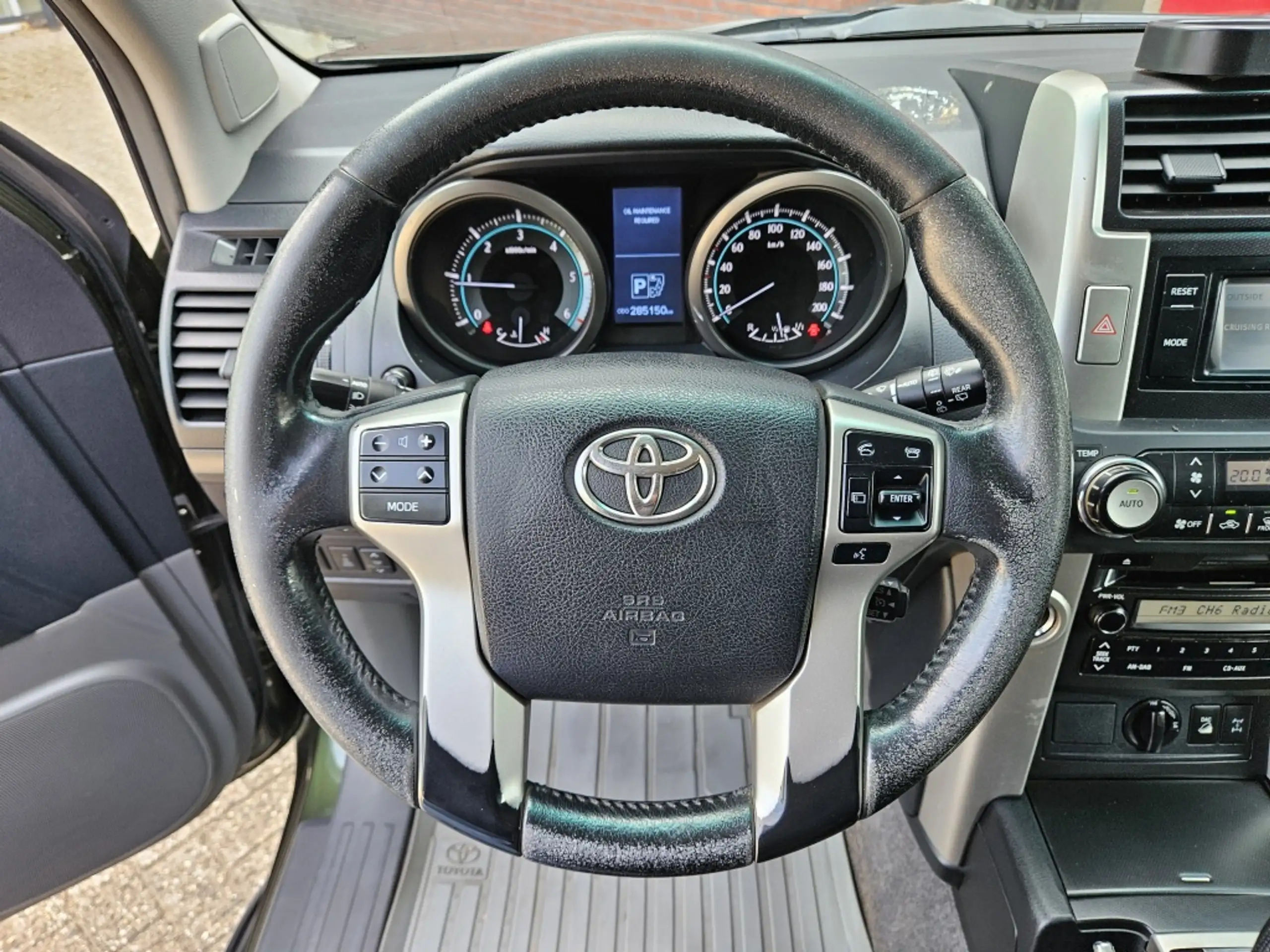 Toyota - Land Cruiser