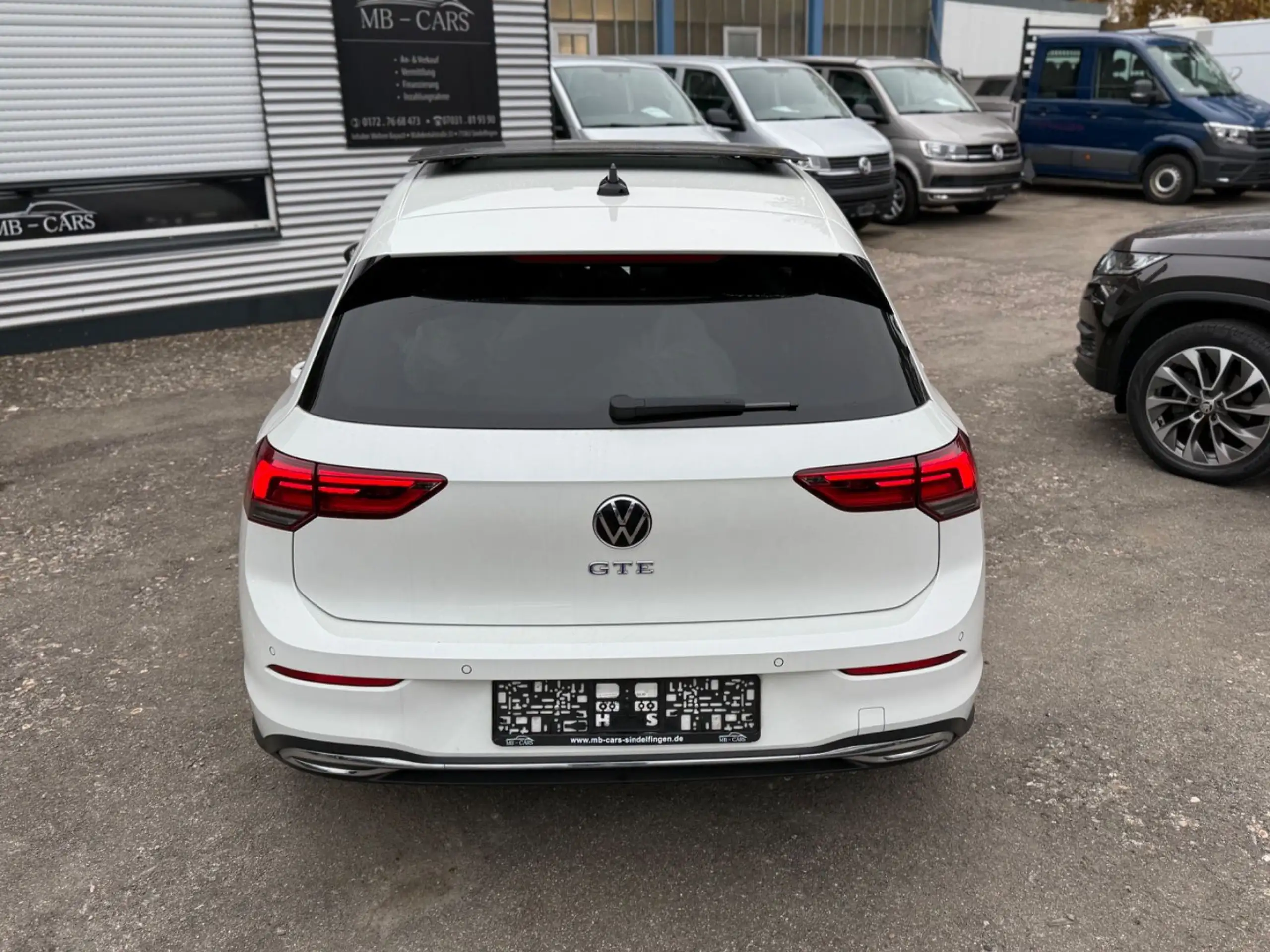 Volkswagen - Golf