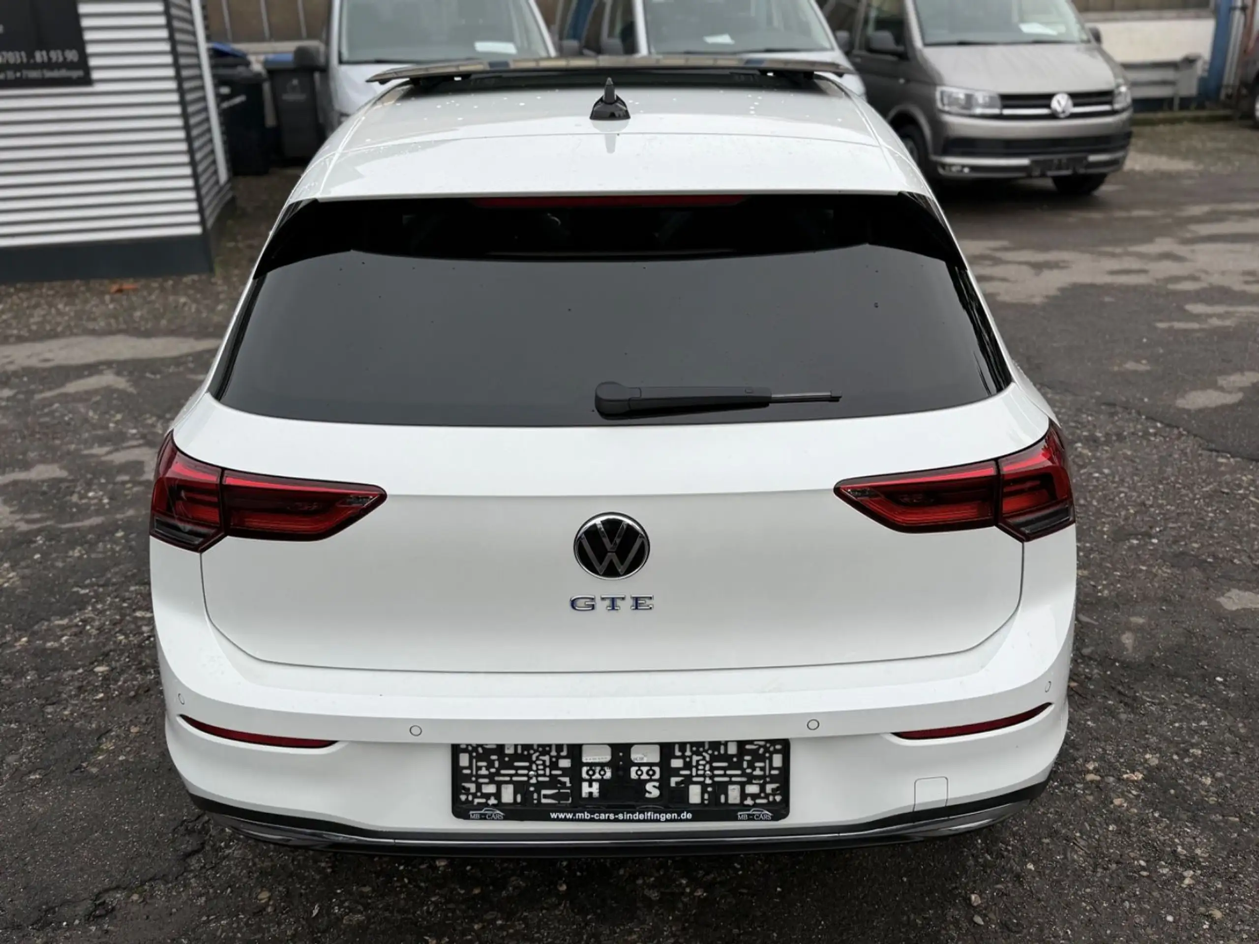 Volkswagen - Golf