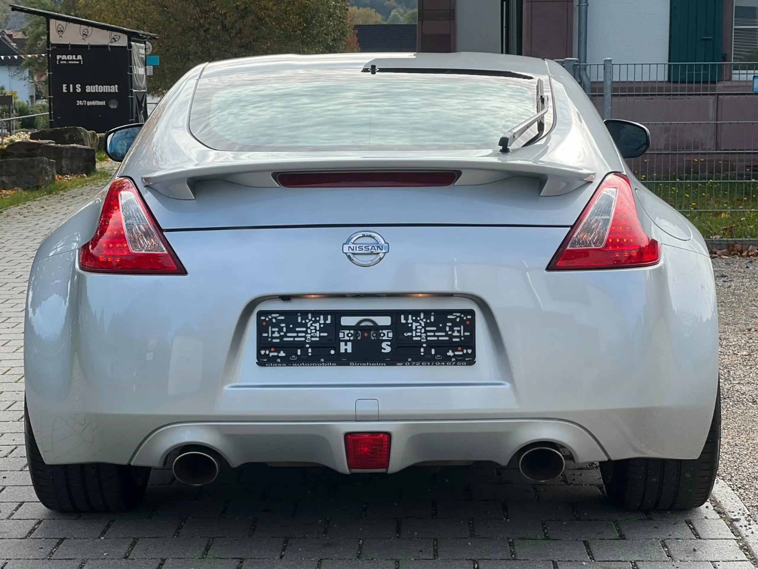 Nissan - 370Z