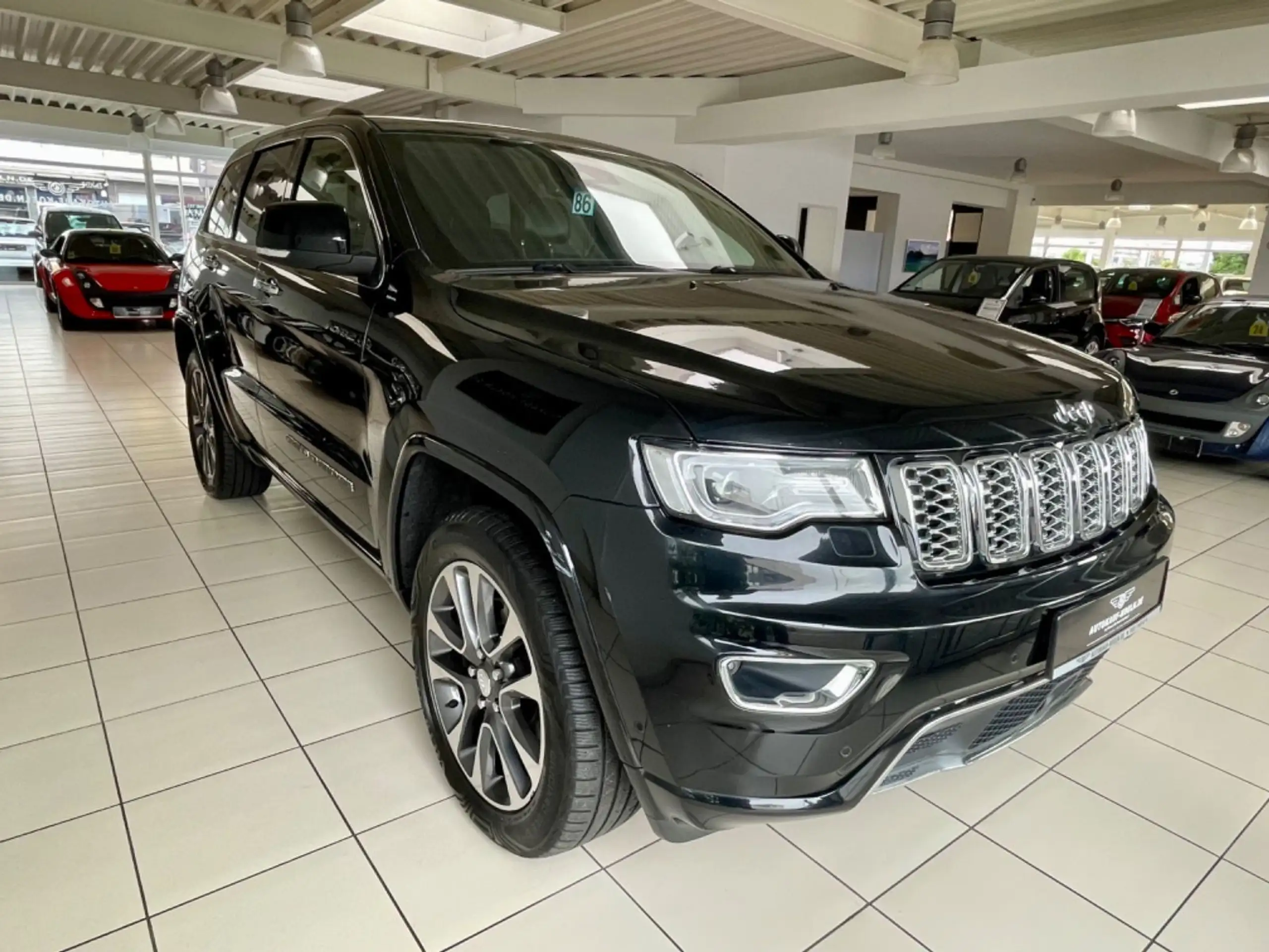 Jeep - Grand Cherokee