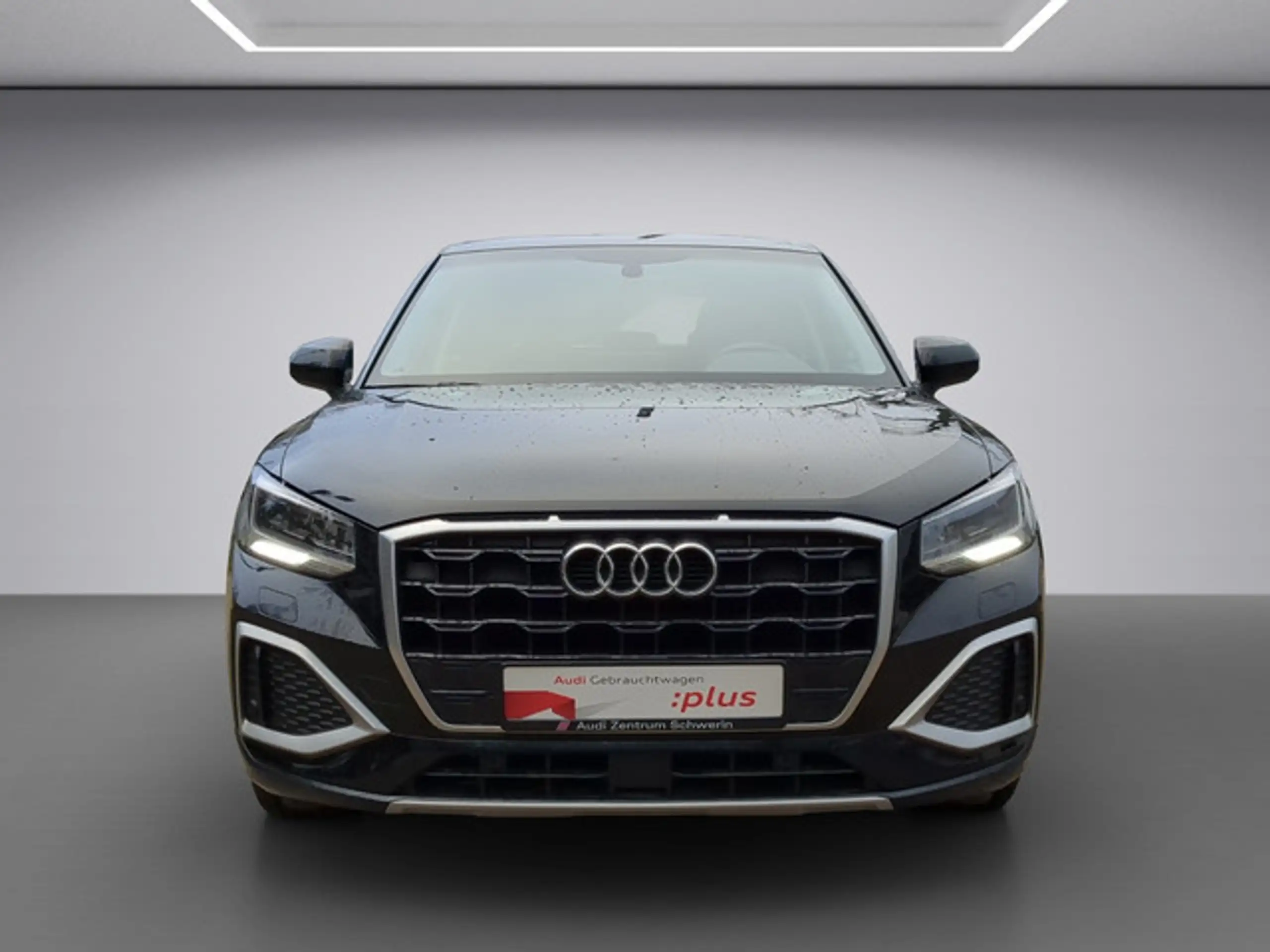 Audi - Q2