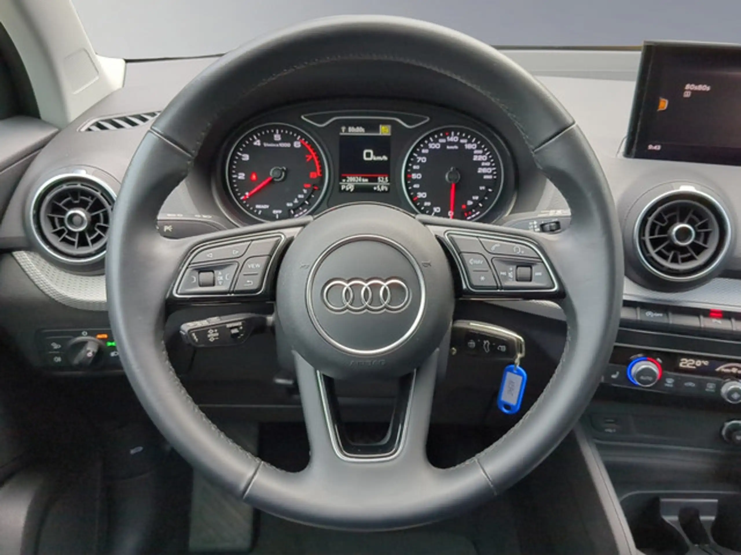 Audi - Q2