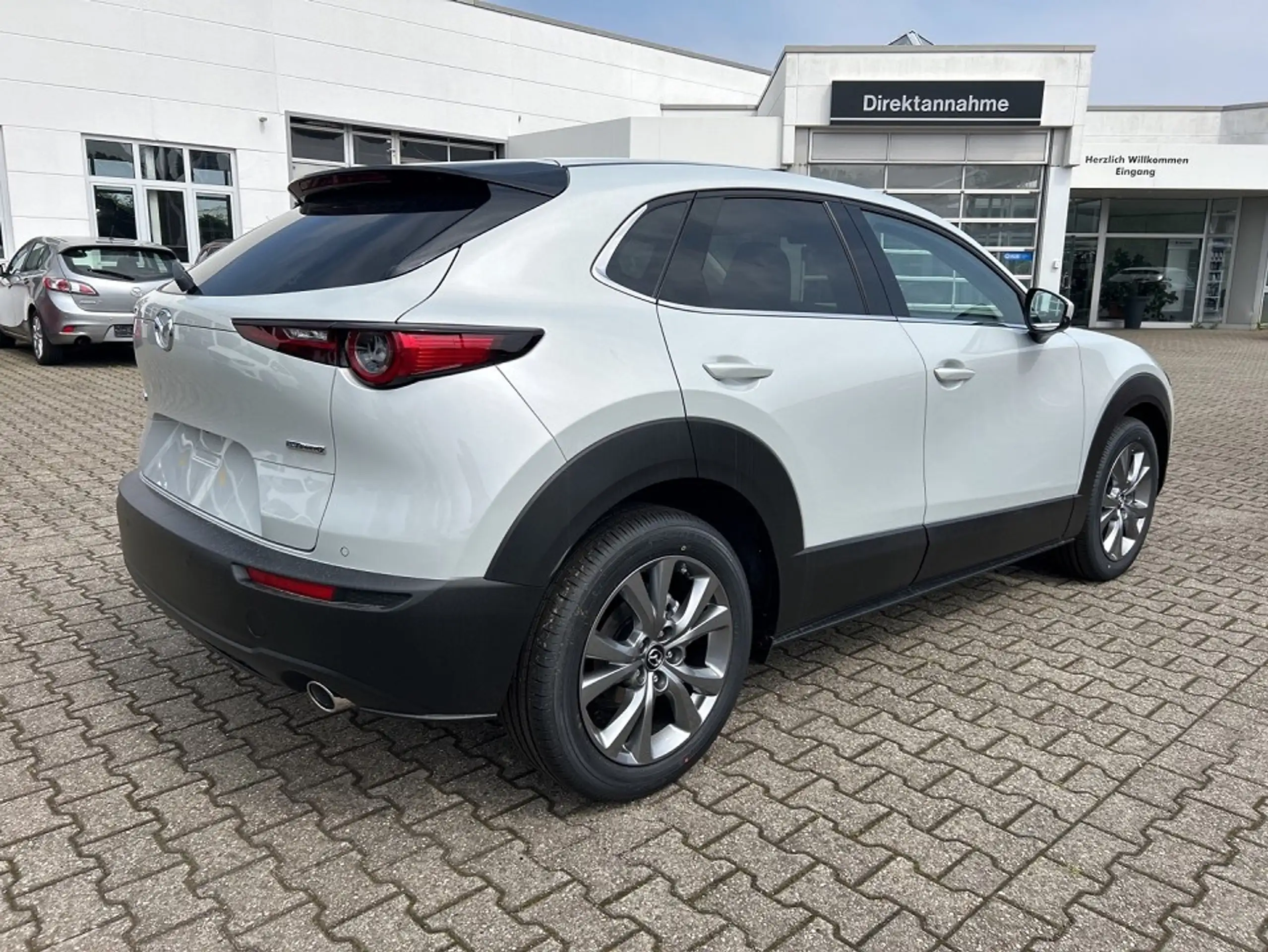 Mazda - CX-30