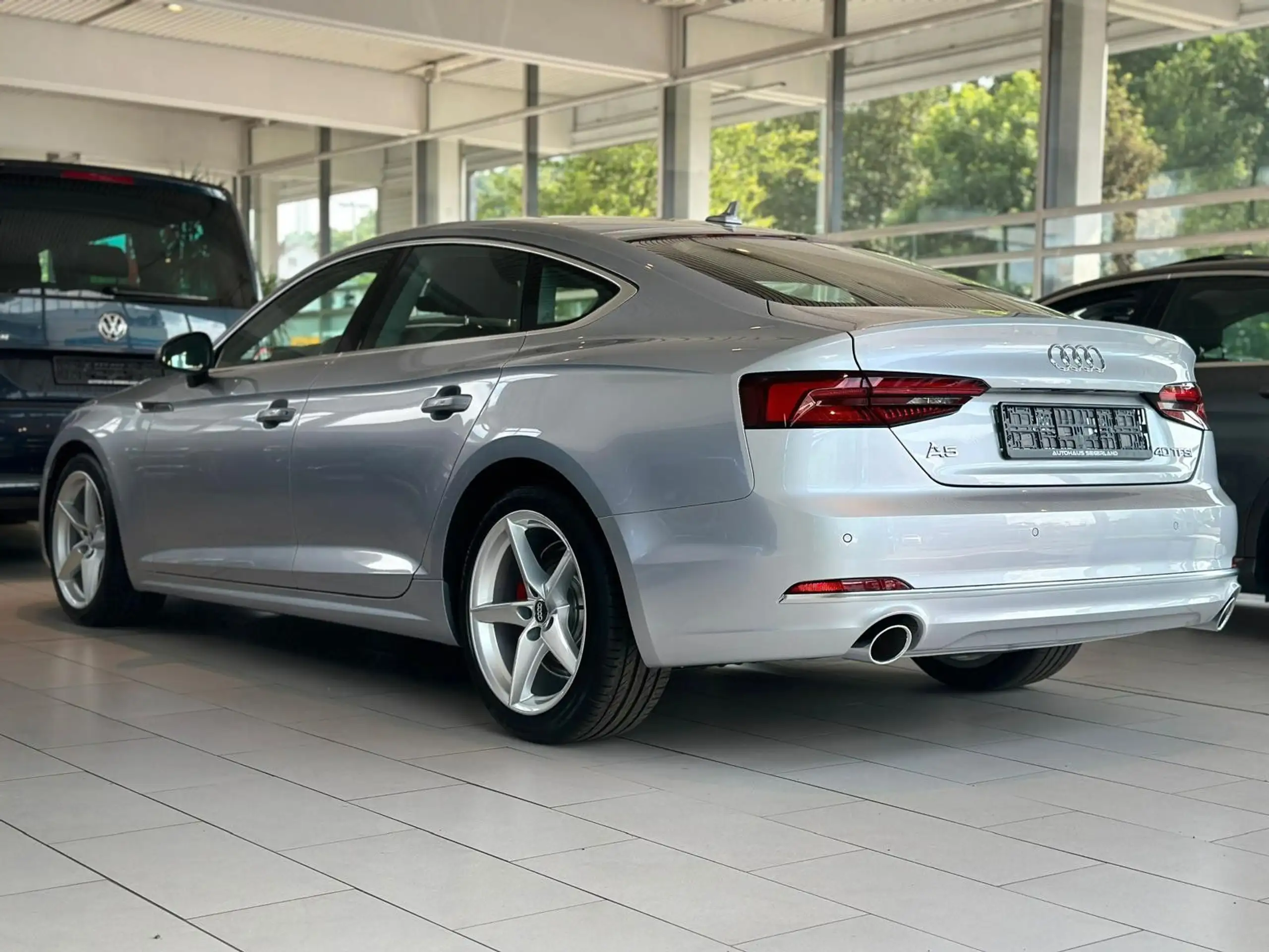 Audi - A5