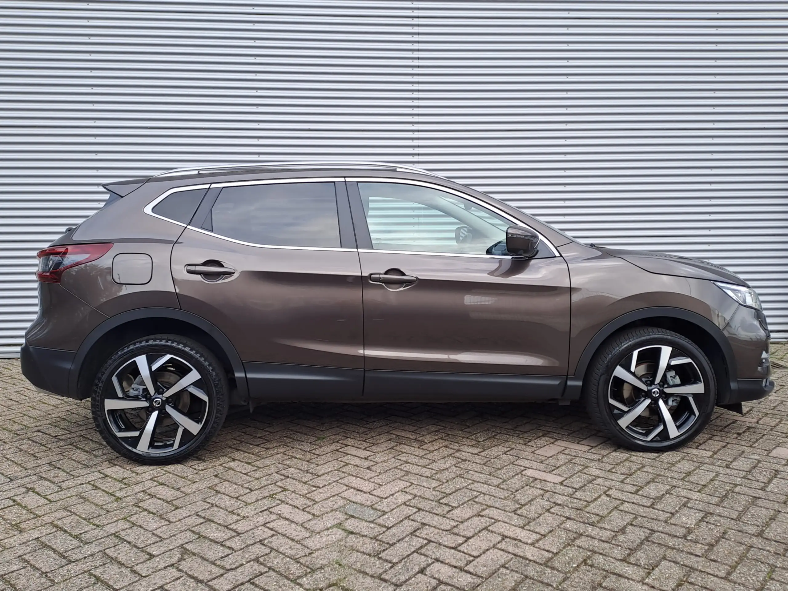 Nissan - Qashqai