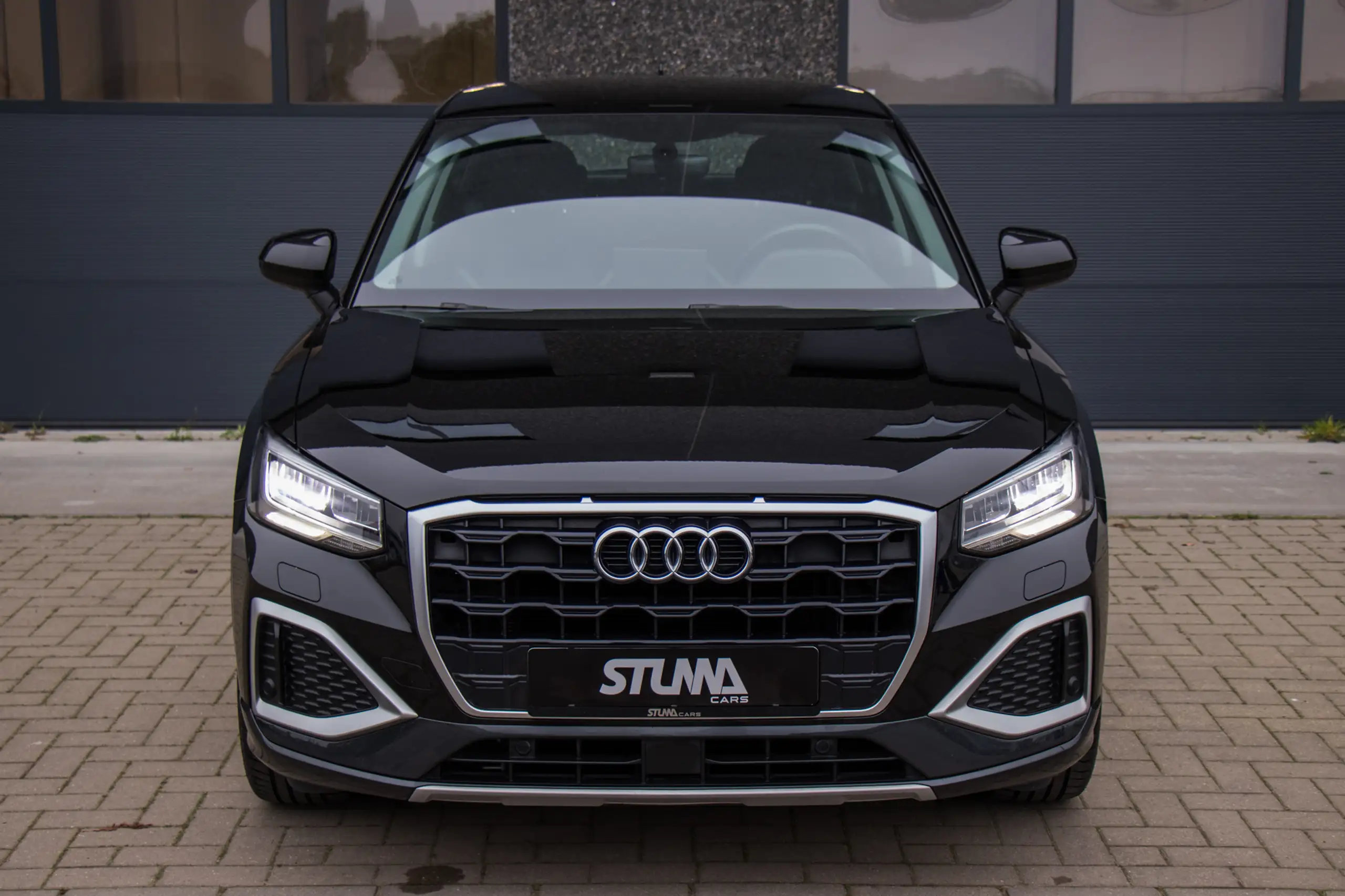 Audi - Q2