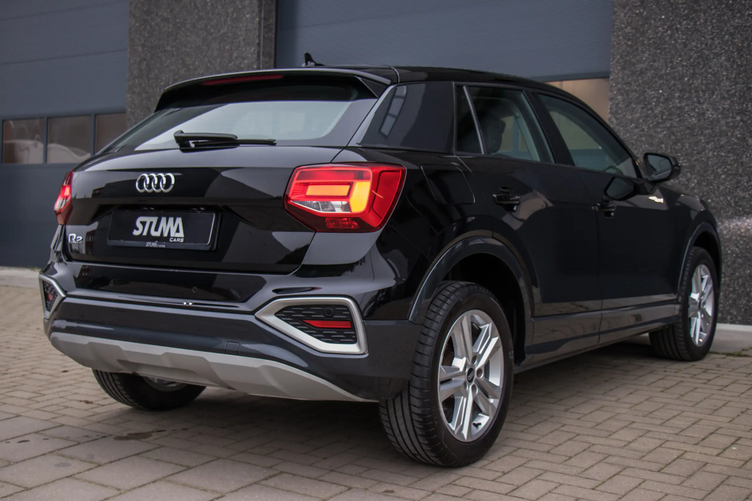 Audi - Q2