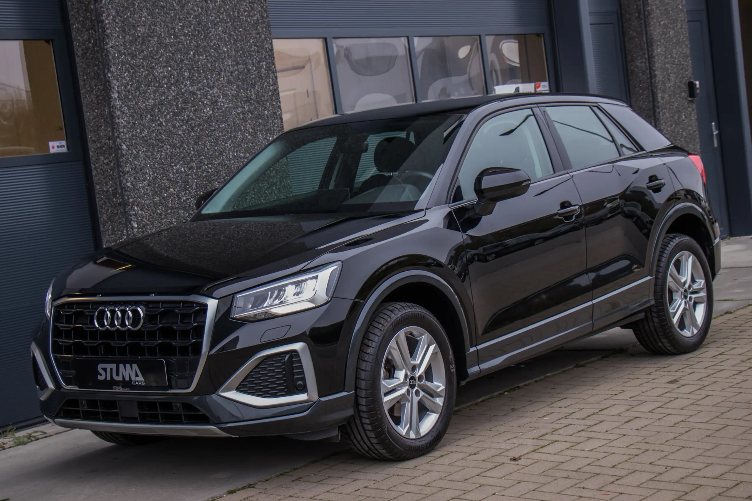 Audi - Q2