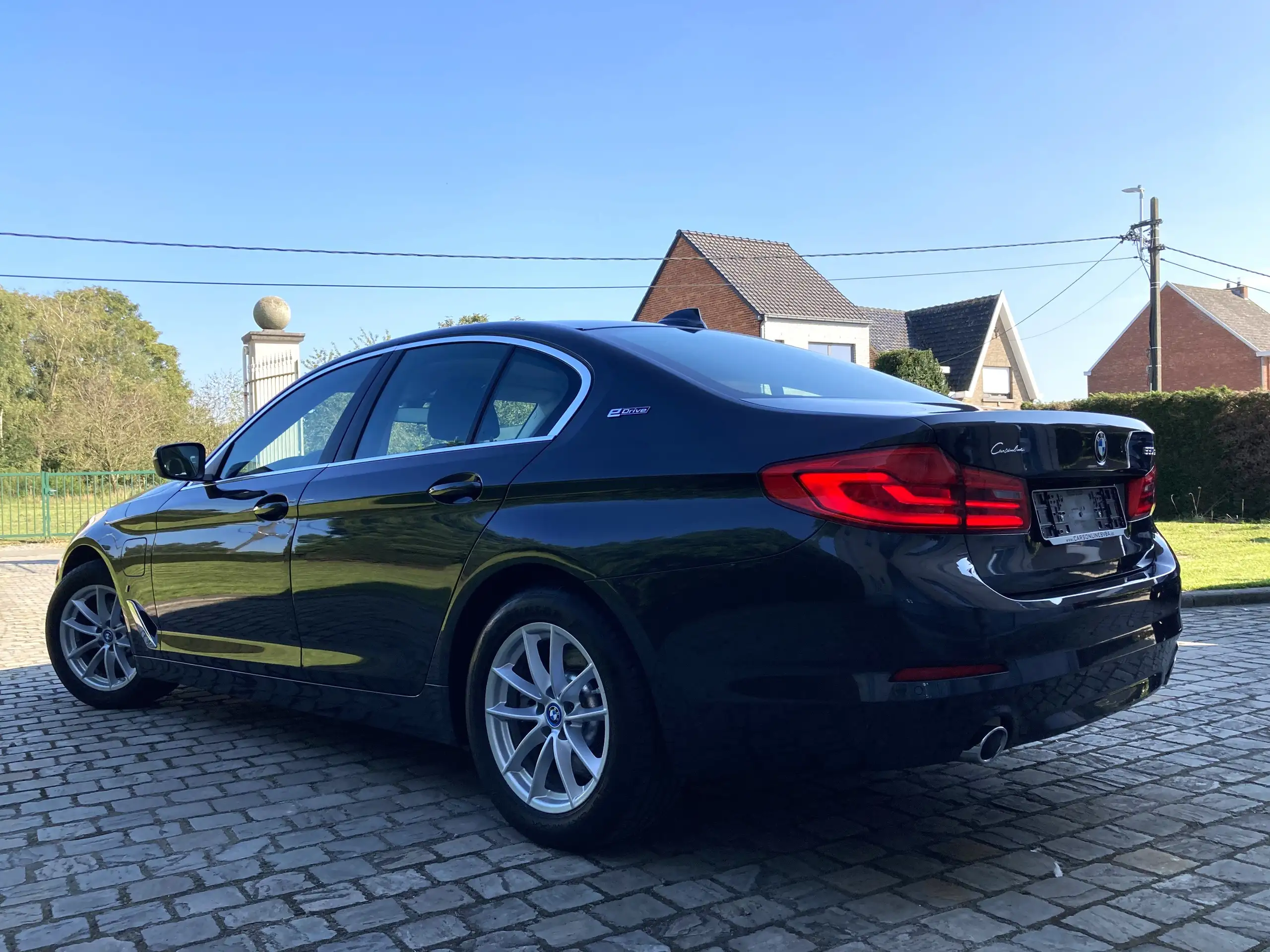 BMW - 530