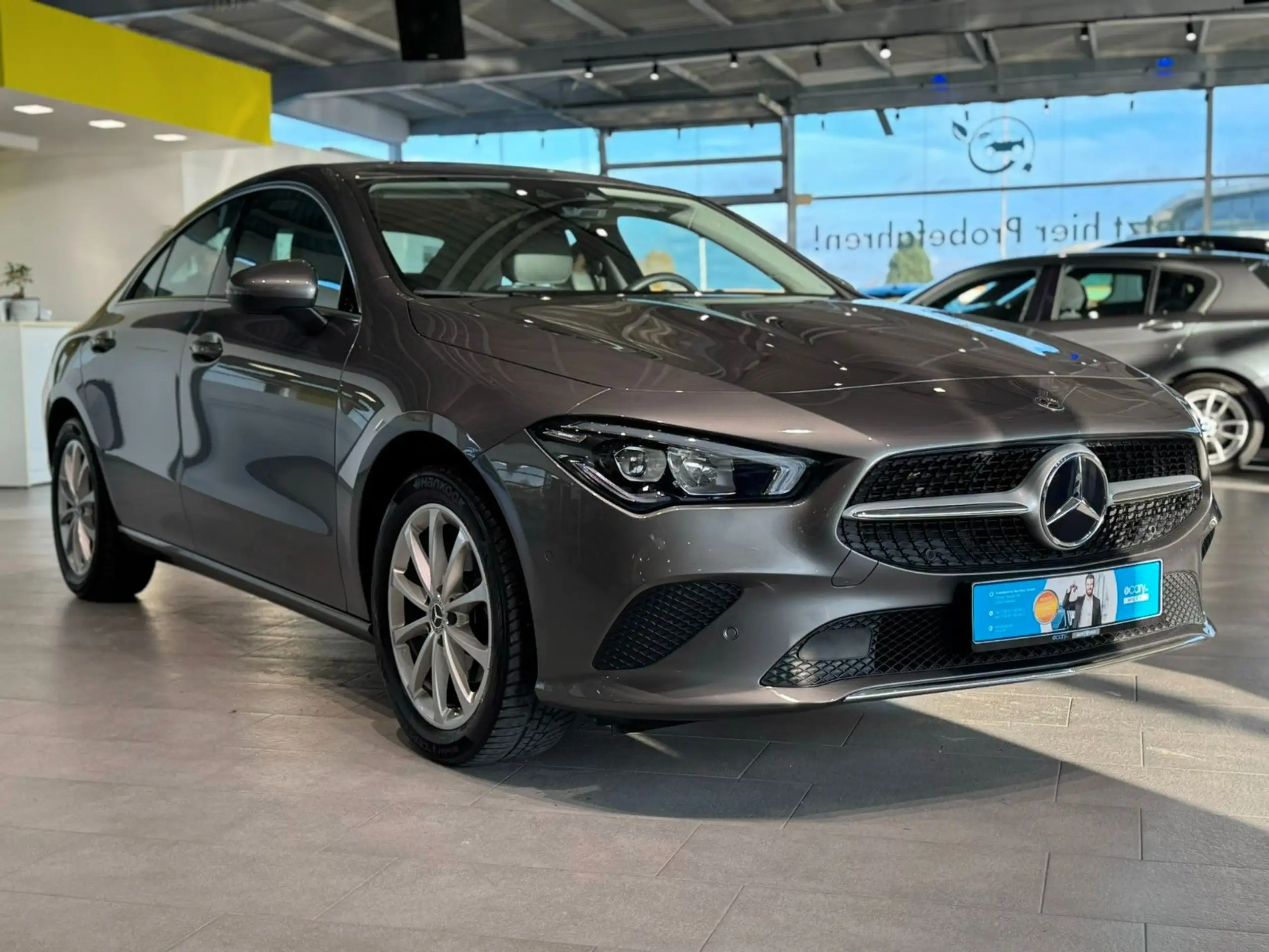 Mercedes-Benz - CLA 180