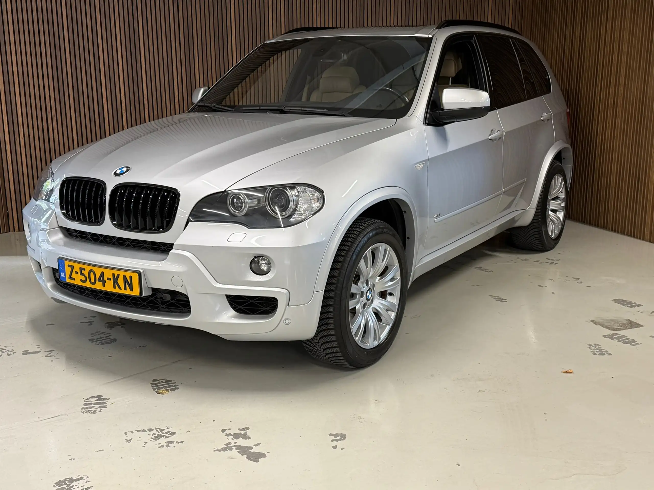 BMW - X5