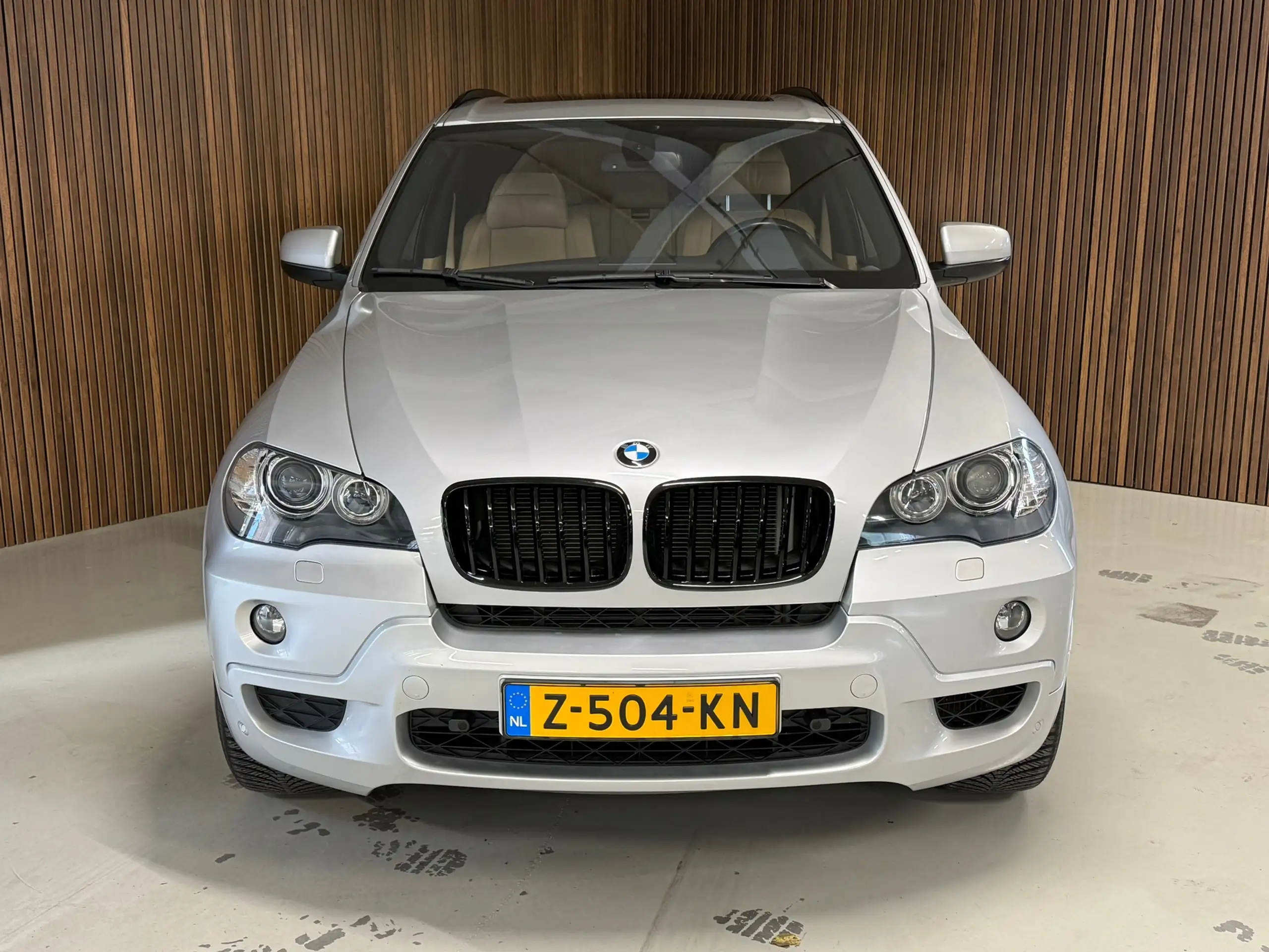 BMW - X5