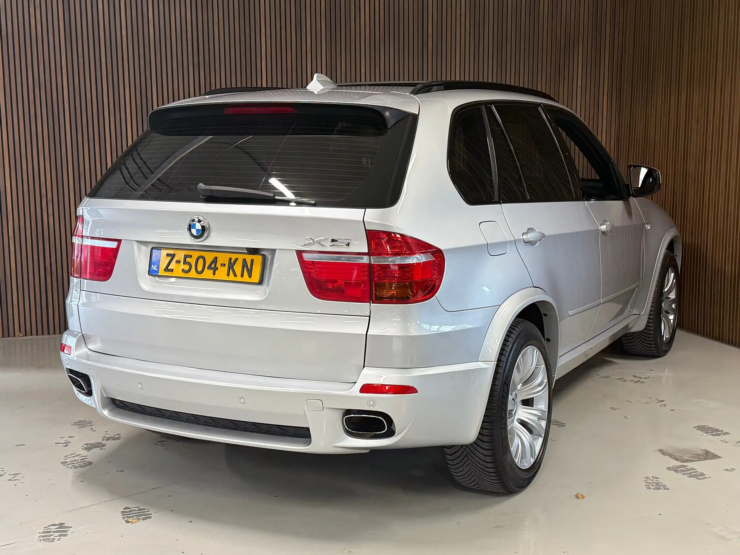 BMW - X5