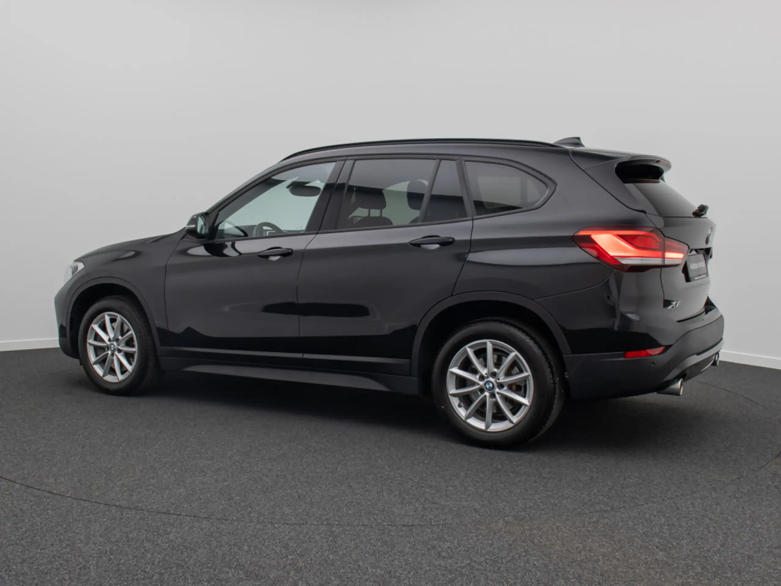 BMW - X1