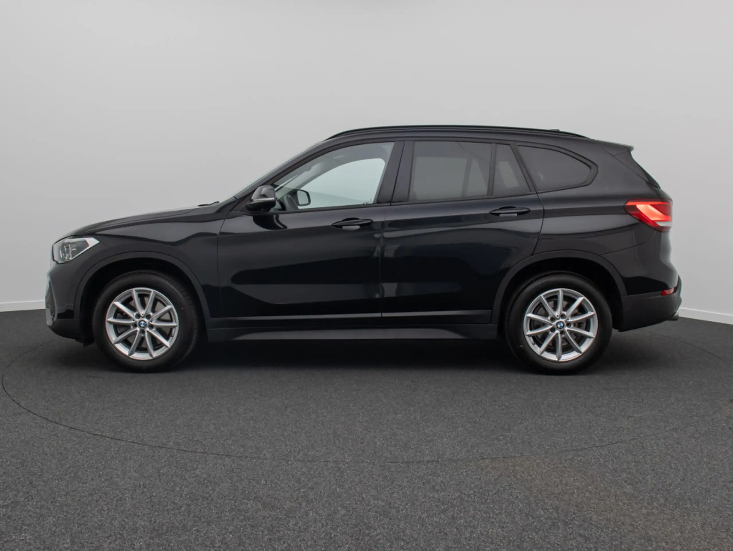 BMW - X1