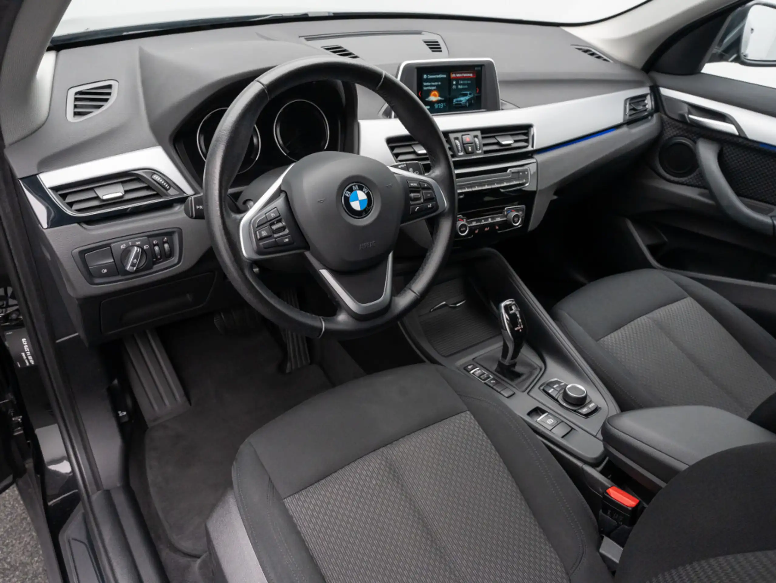 BMW - X1